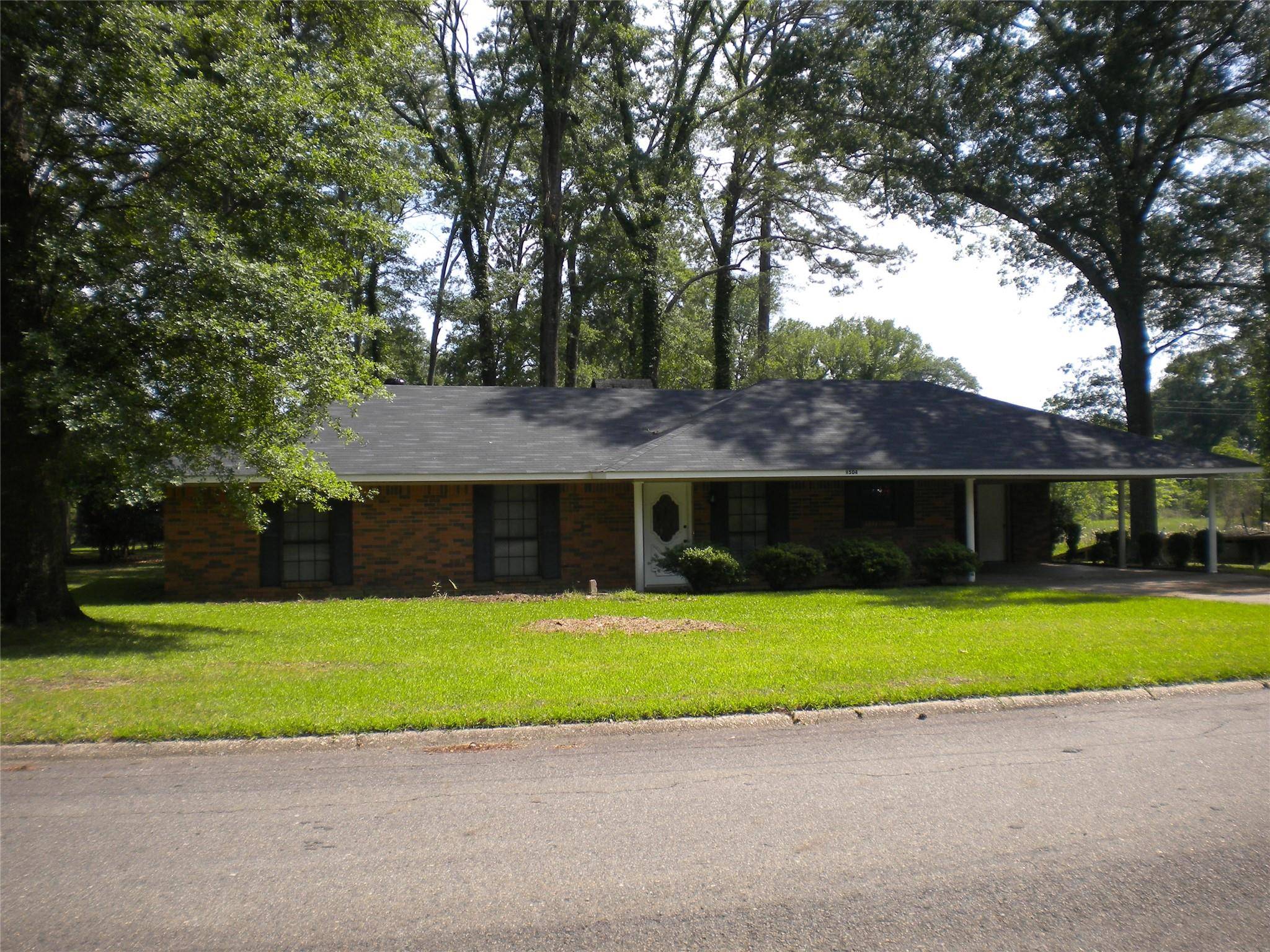 Mansfield, LA 71052,1504 Starks Drive