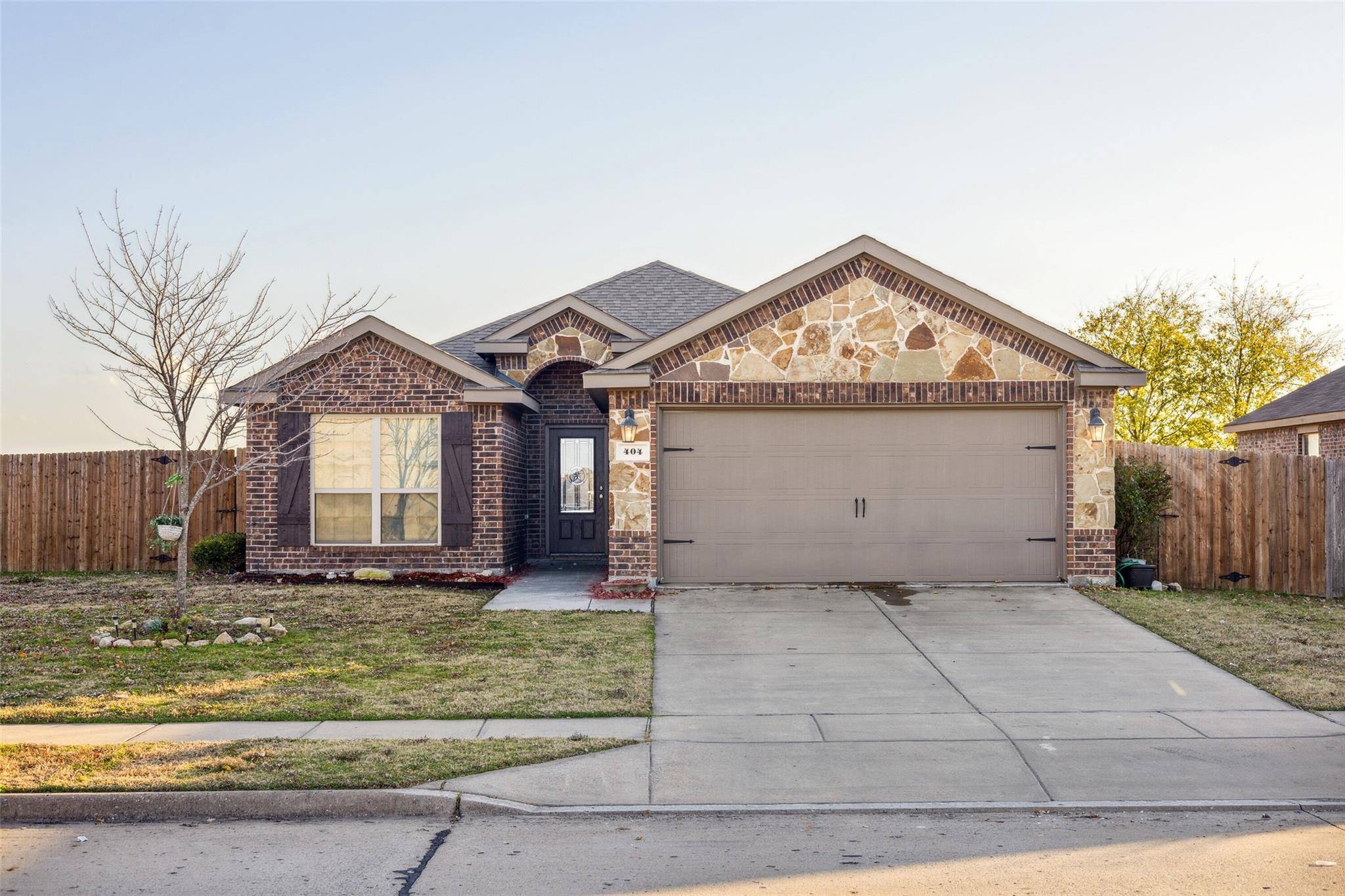 Anna, TX 75409,404 Elm Grove