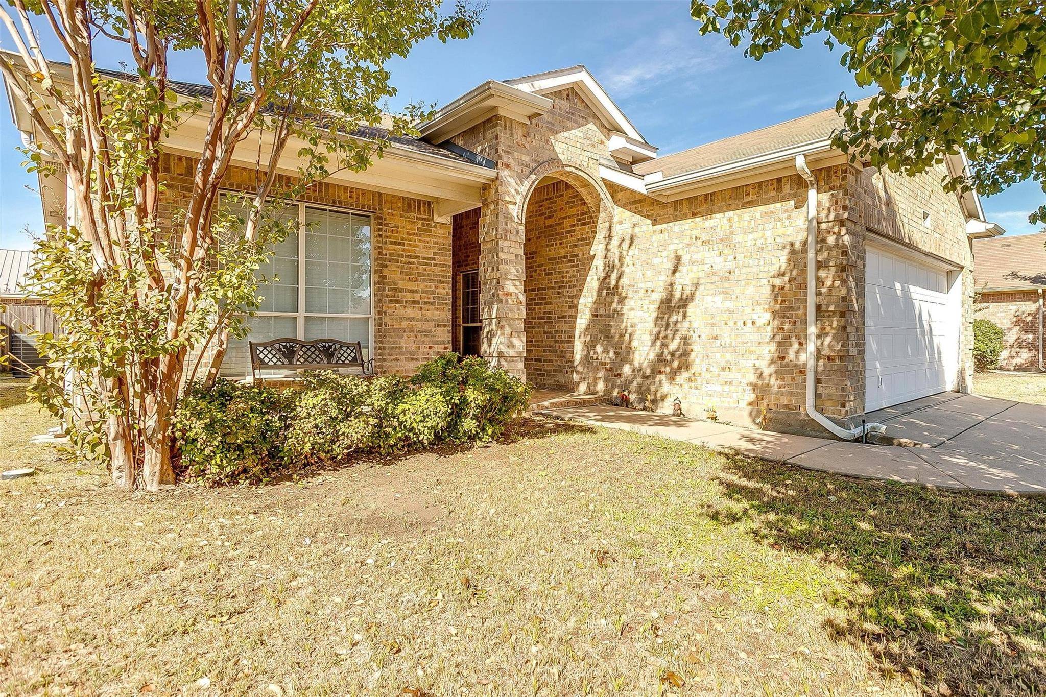 Burleson, TX 76028,1305 Spanish Moss Drive