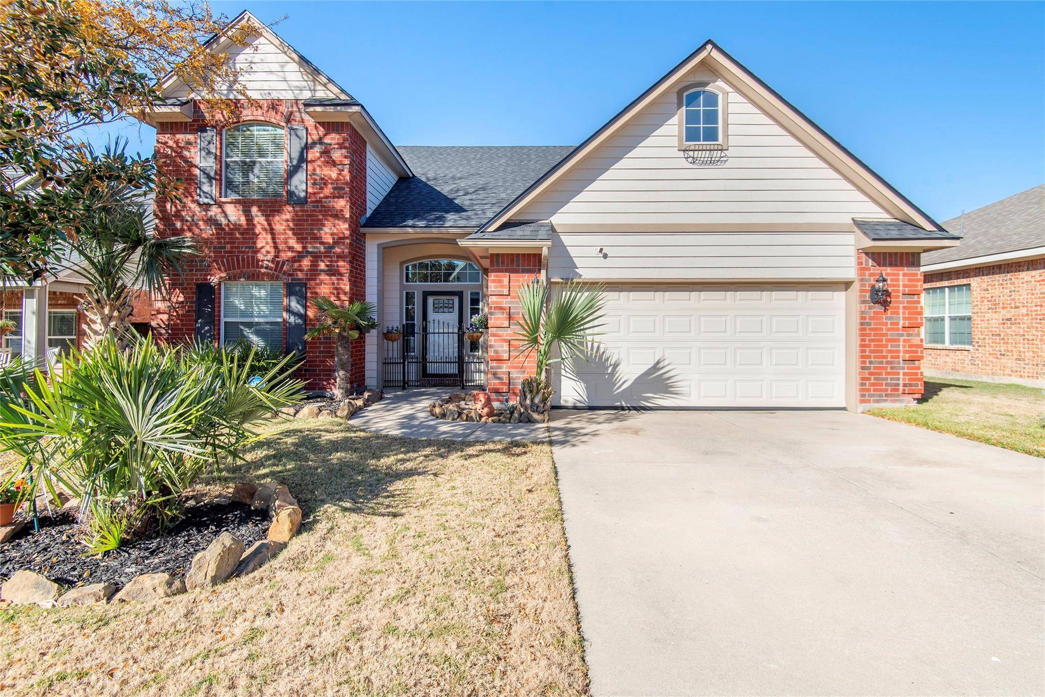 Princeton, TX 75407,320 Timbercreek Court