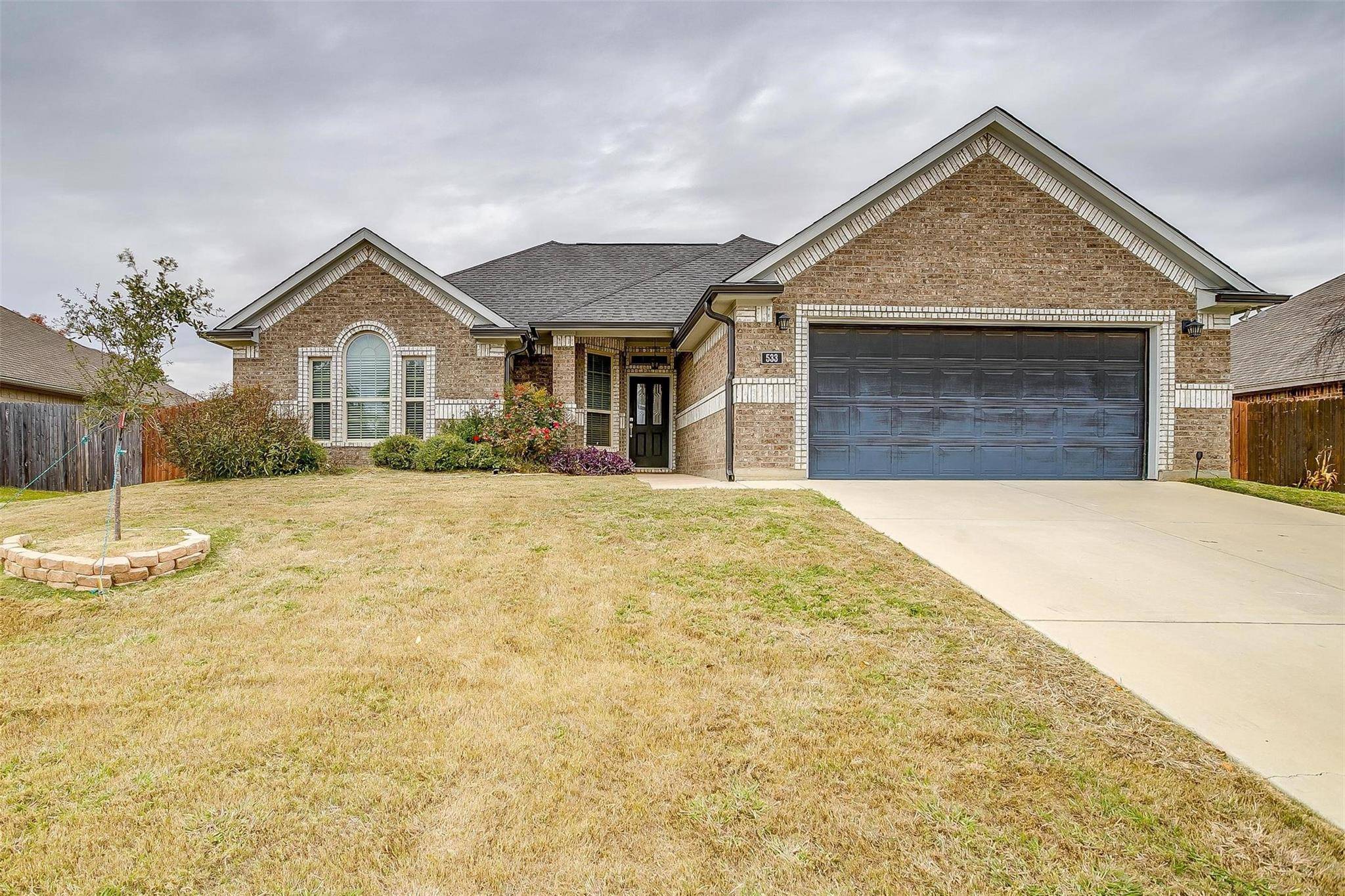 Burleson, TX 76028,533 Meadowcrest Drive