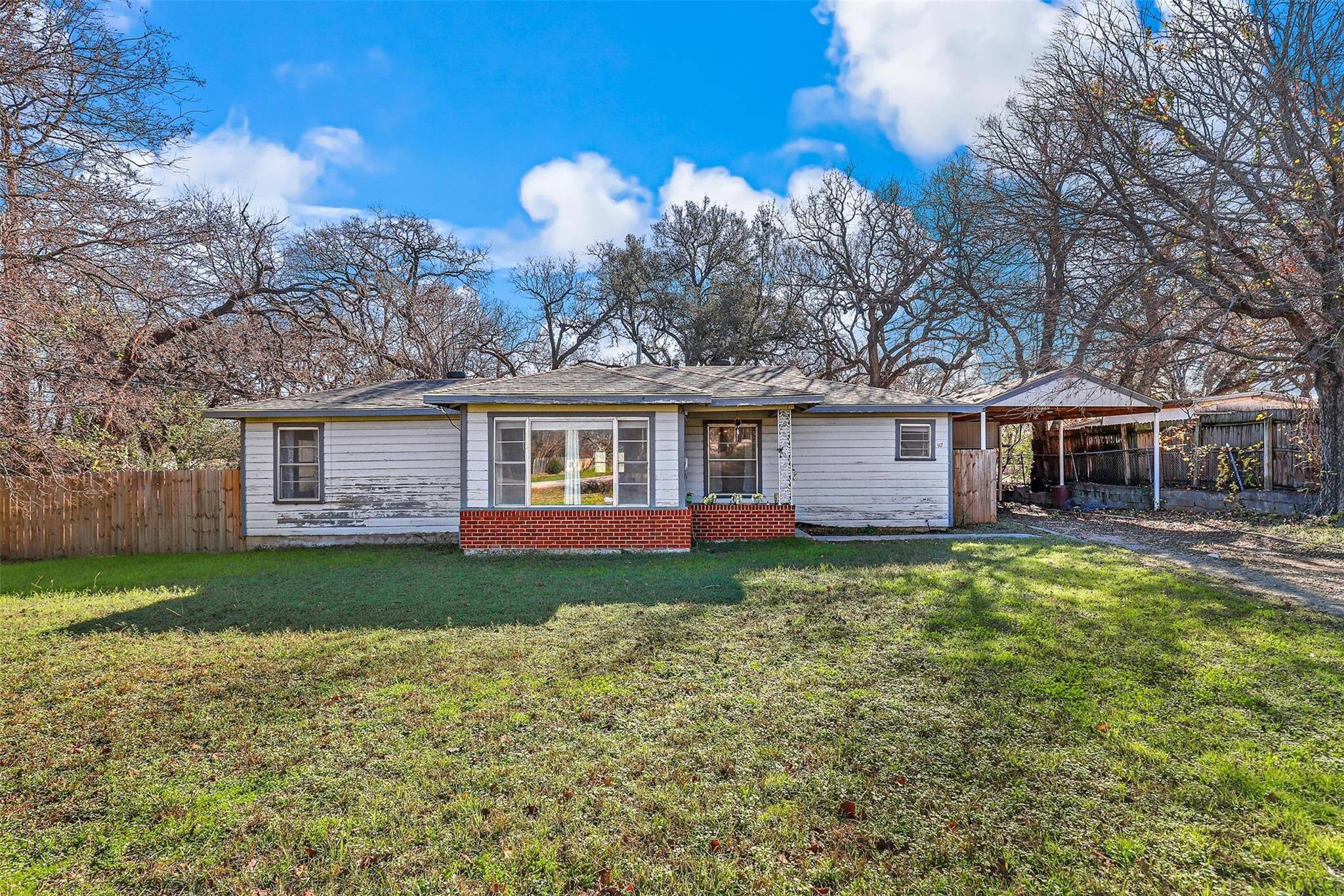 Azle, TX 76020,117 Sandra Drive