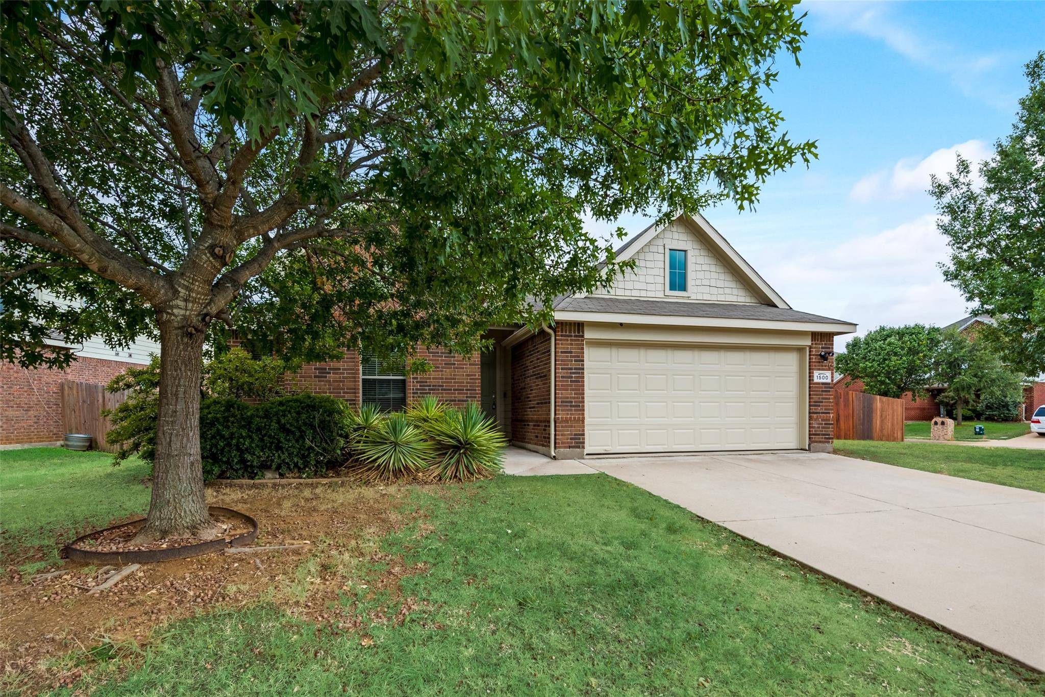 Burleson, TX 76028,1500 Beeley Lane