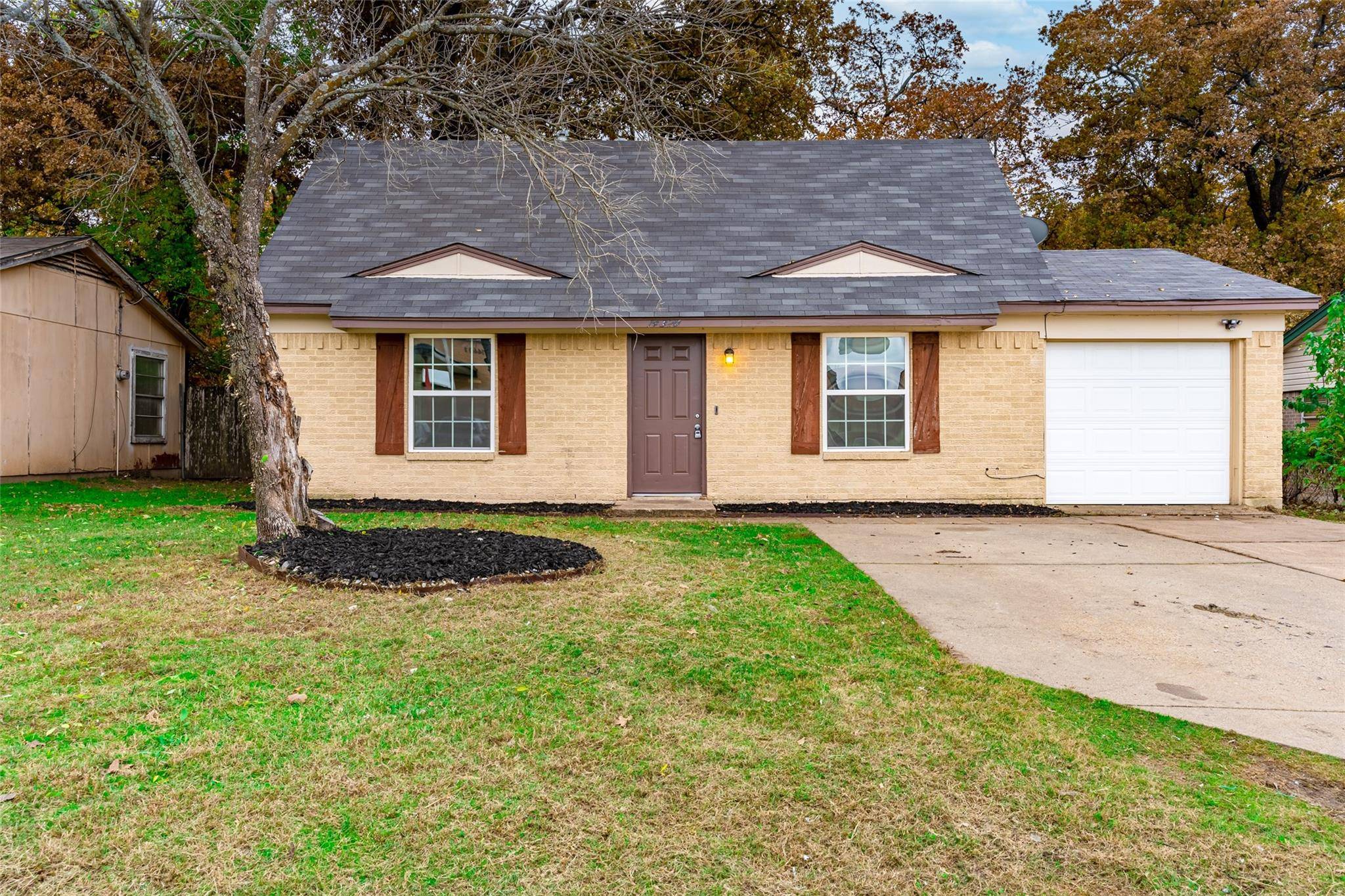 Balch Springs, TX 75180,14320 Spring Oak Drive