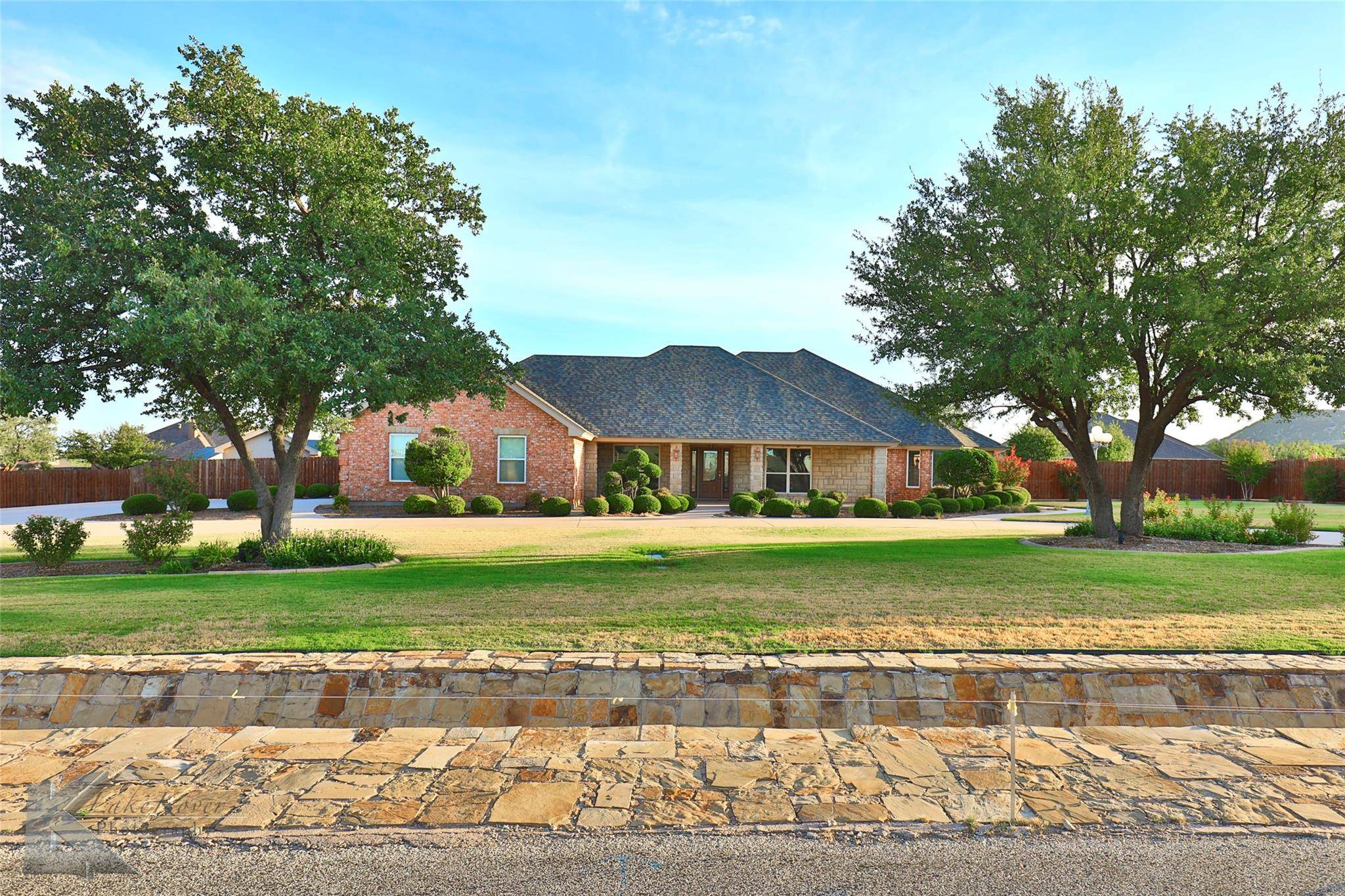 Tuscola, TX 79562,134 Divide Avenue