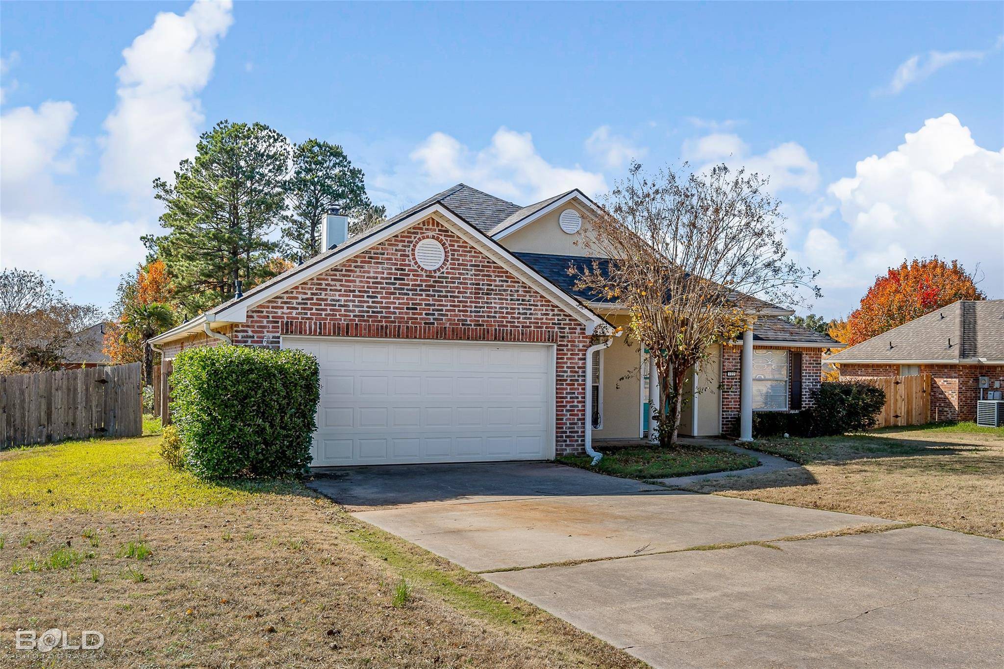 Benton, LA 71006,122 Pebble Beach