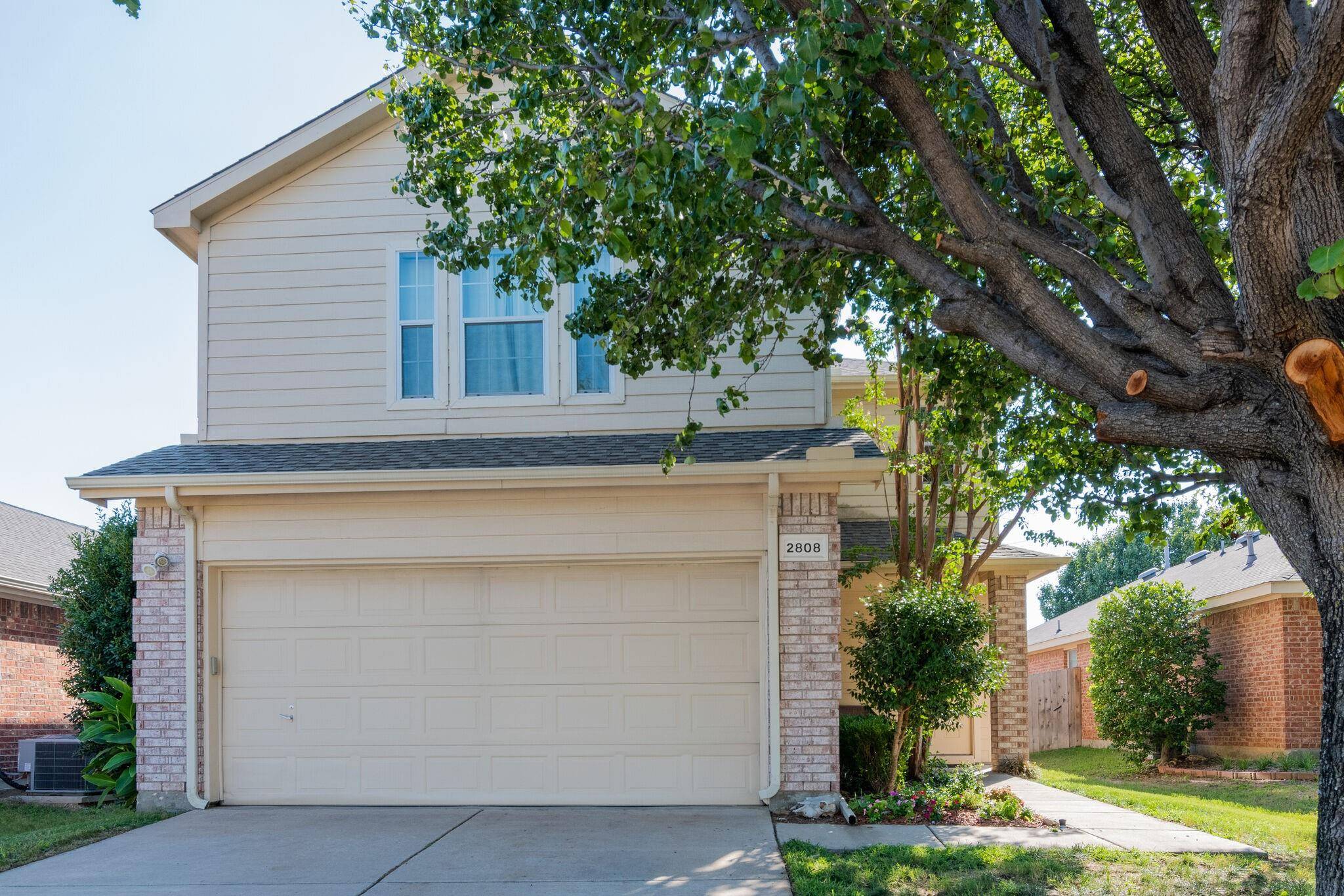 Fort Worth, TX 76244,2808 Coyote Ridge Drive