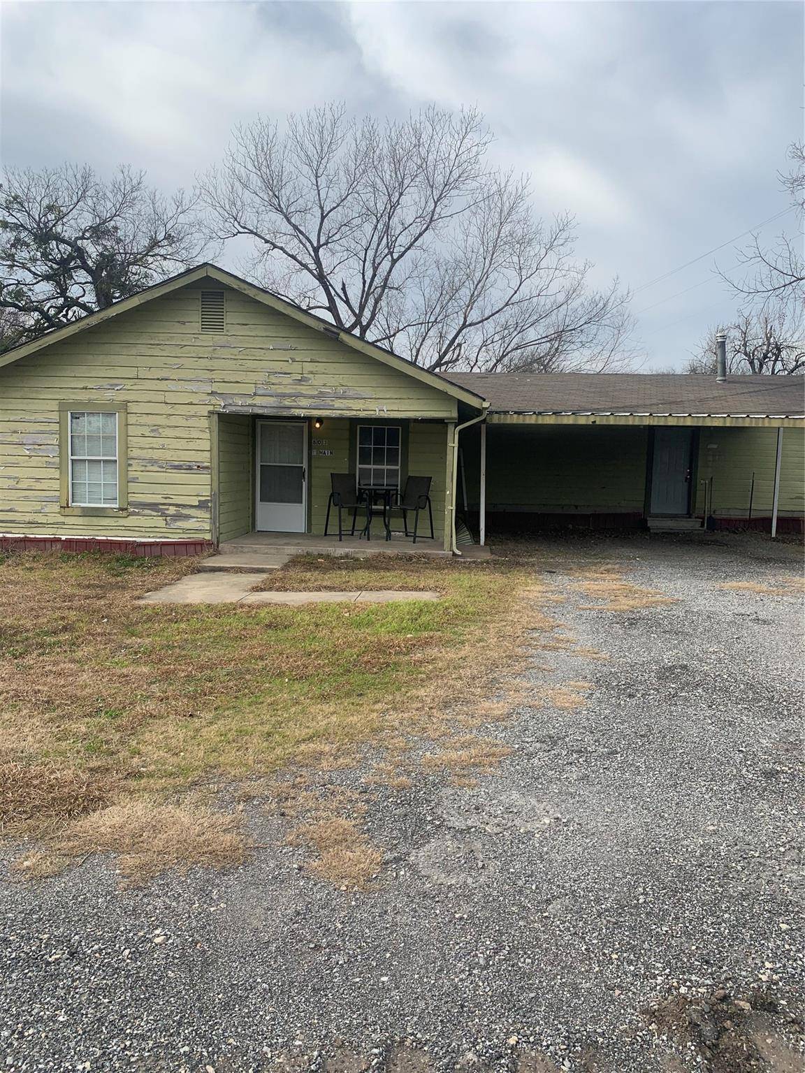 Ladonia, TX 75449,803 S Hwy 34