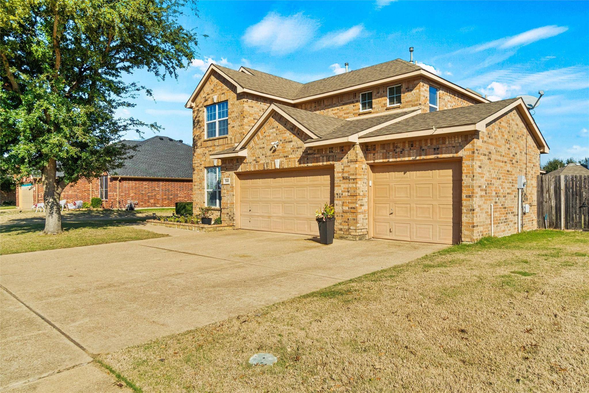 Grand Prairie, TX 75052,5848 Somerton Drive