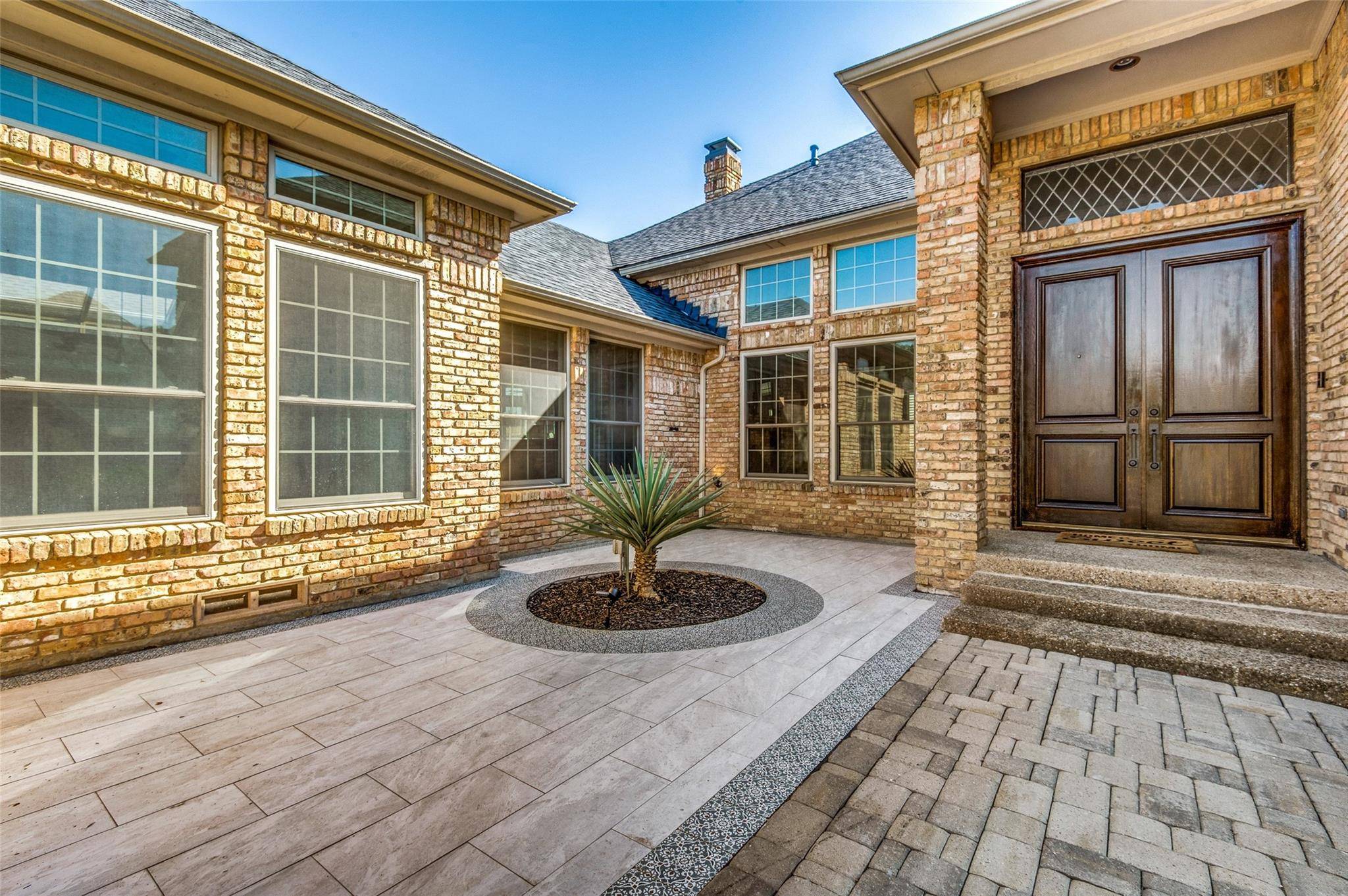 Irving, TX 75063,300 Bridlewood Court