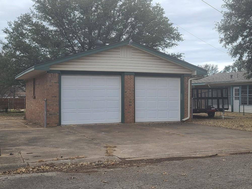 Cleburne, TX 76033,1101 Sheridan Lane