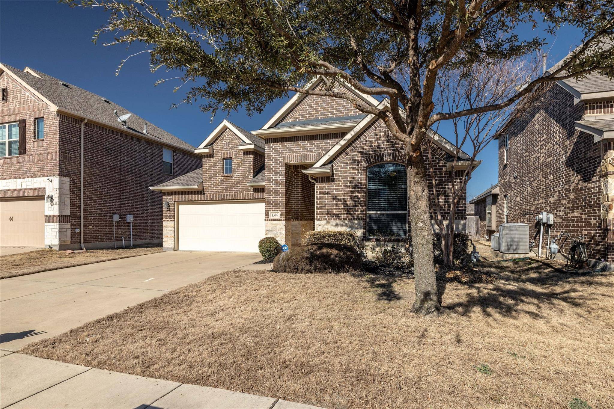 Fort Worth, TX 76131,1309 Realoaks Drive