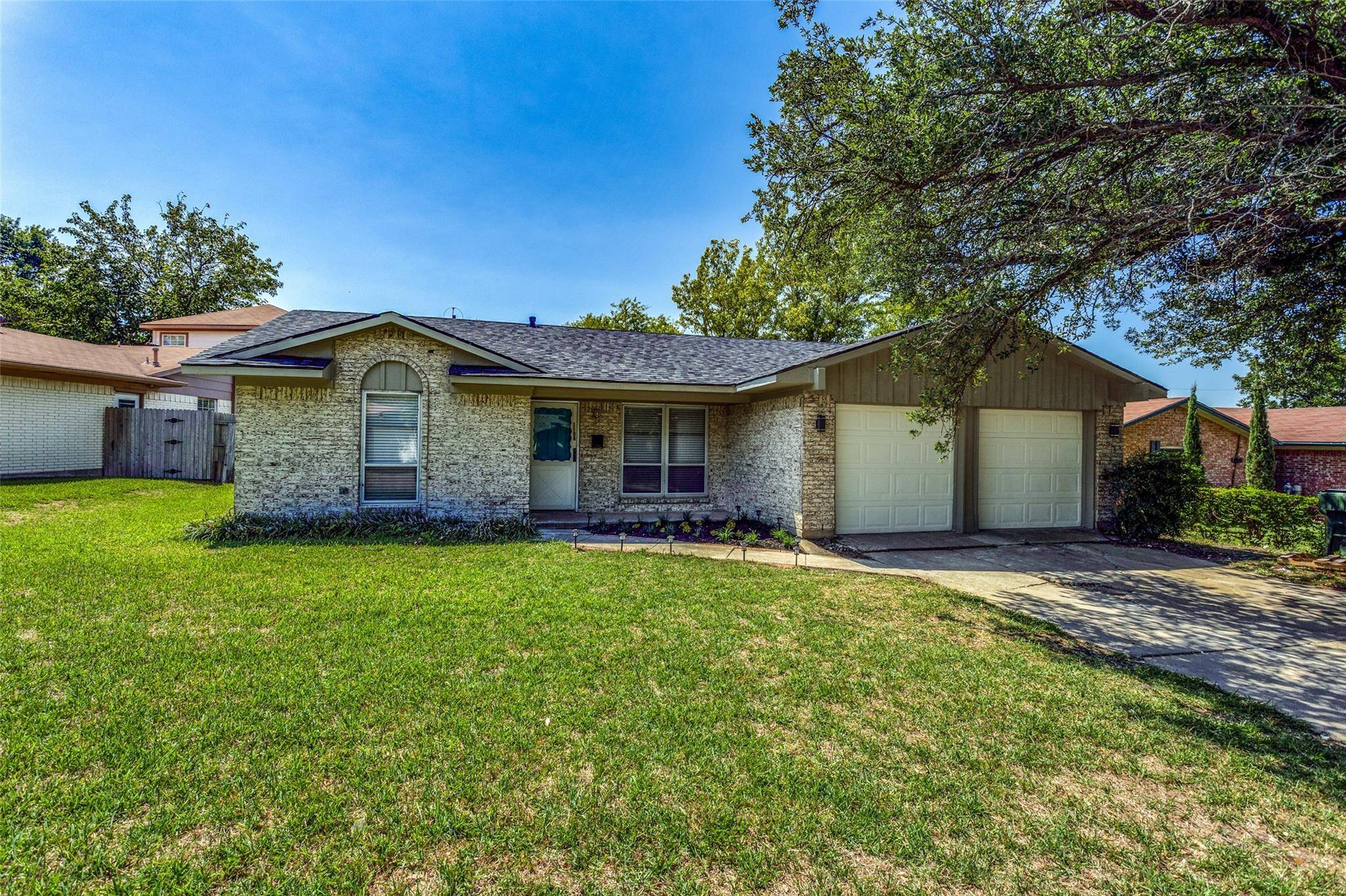 Garland, TX 75040,1106 Woodcrest Drive