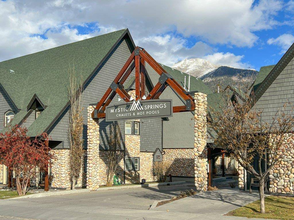 Canmore, AB T1W 2X2,140 Kananaskis WAY #136