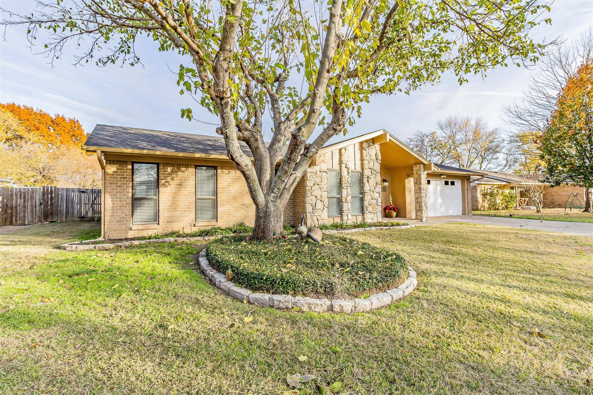 Keller, TX 76248,313 Gloria Street