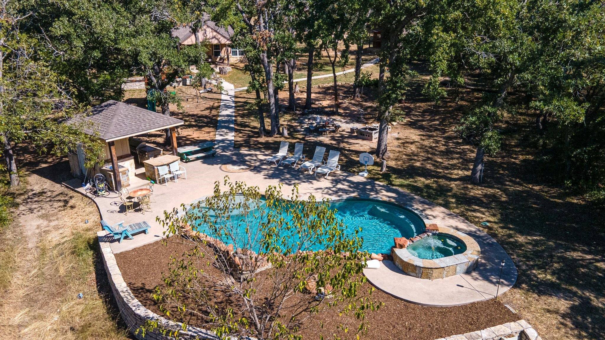 Glen Rose, TX 76043,1128 Quail Ridge Court