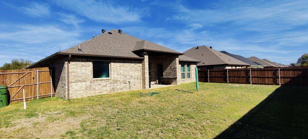 Springtown, TX 76082,932 E 5th Street