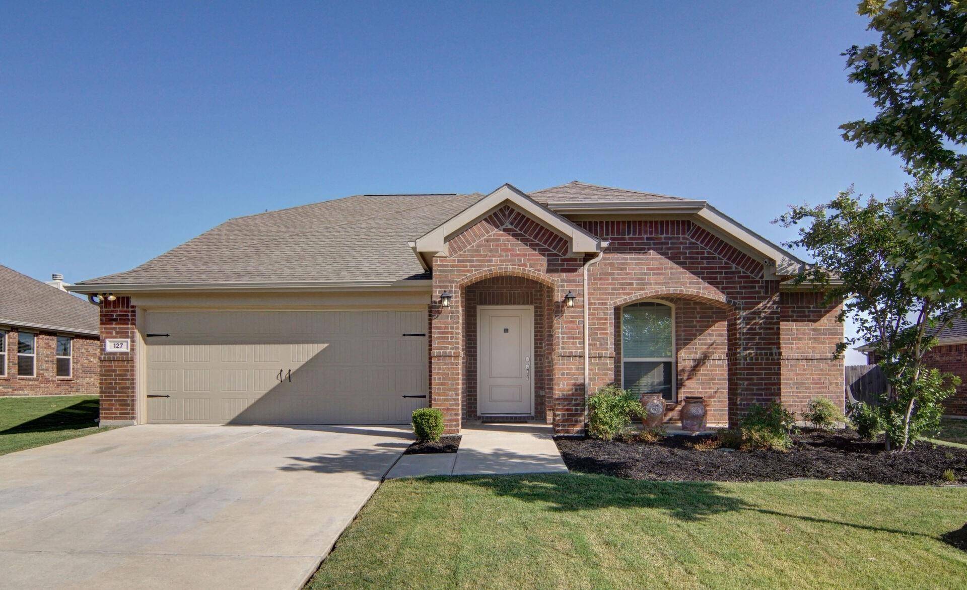 Waxahachie, TX 75165,127 Lariat Trail