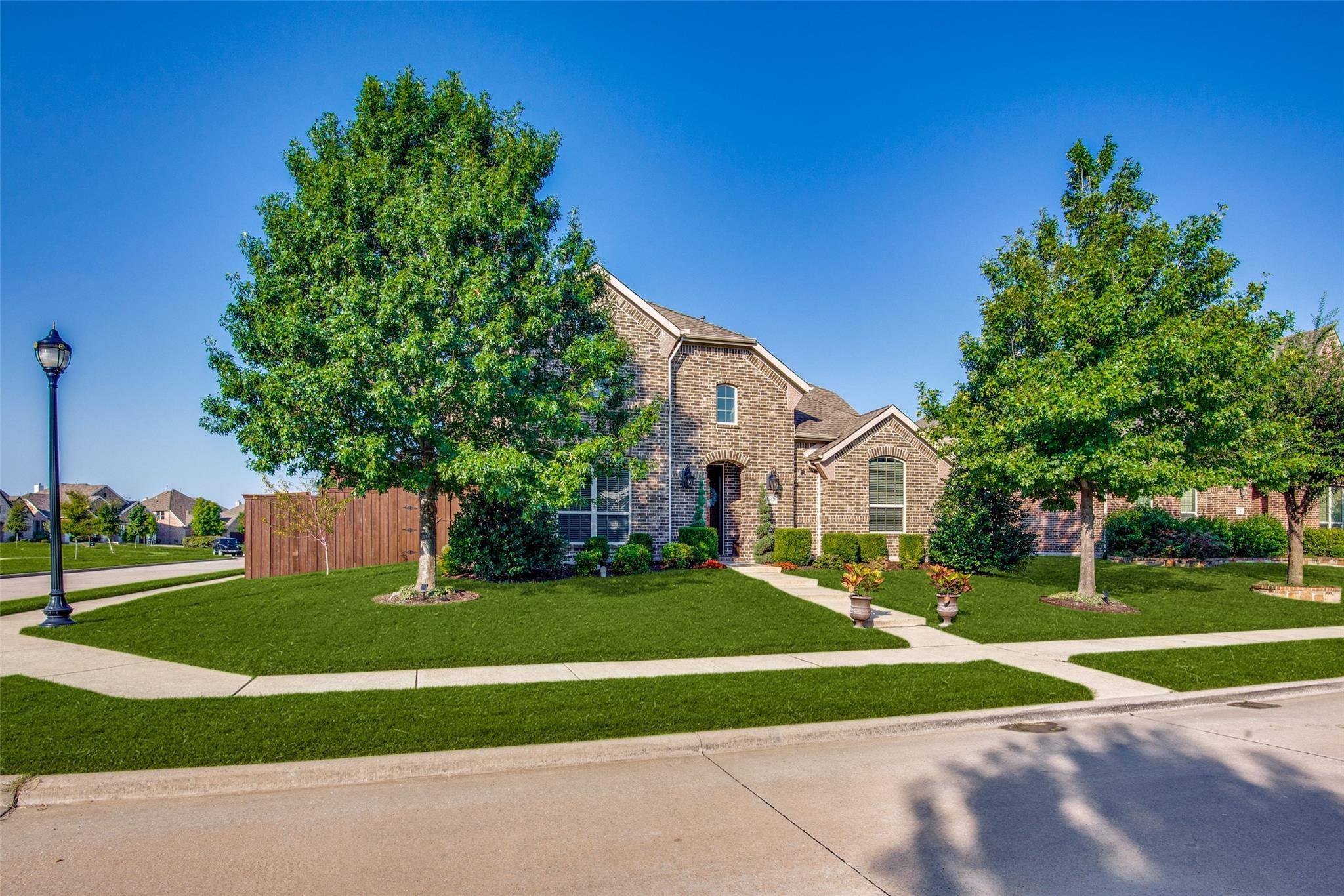 Frisco, TX 75035,11319 Geranium Drive