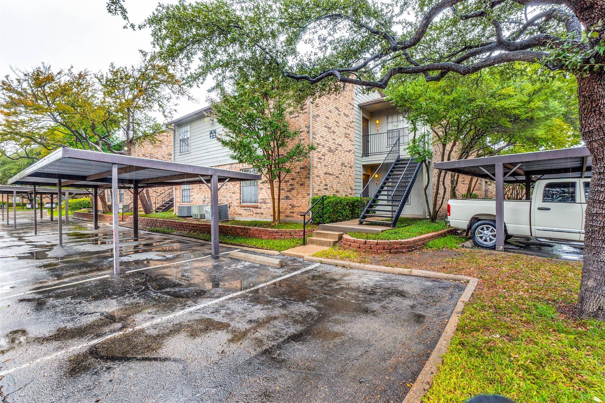 Dallas, TX 75248,5335 Bent Tree Forest Drive #104A