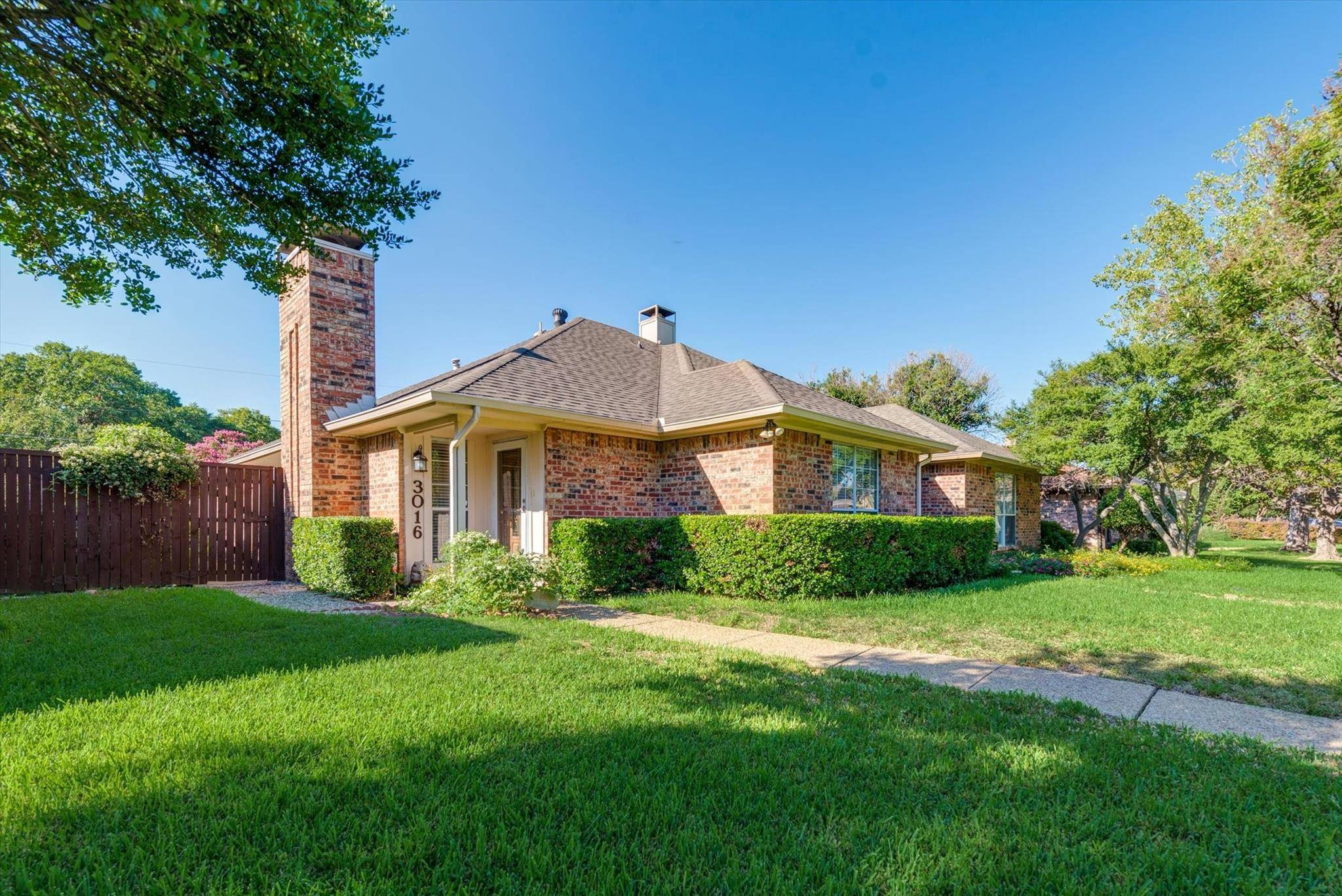 Dallas, TX 75229,3016 Westforest Drive