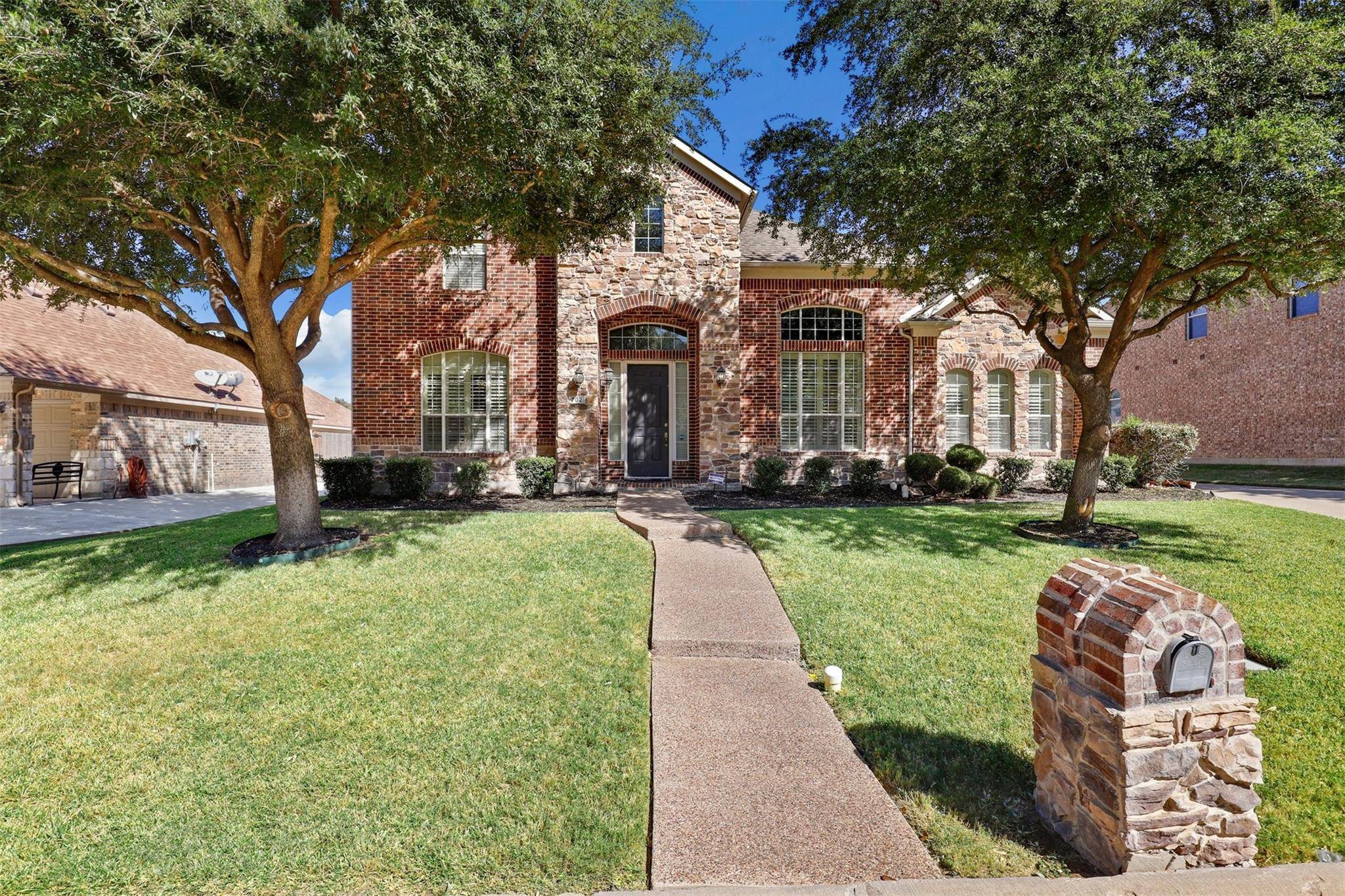 Mansfield, TX 76063,702 Walnut Bend Drive