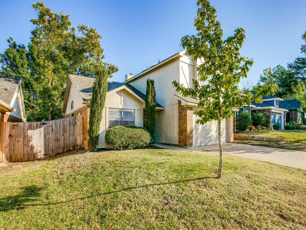 Grapevine, TX 76051,1418 Mockingbird Drive