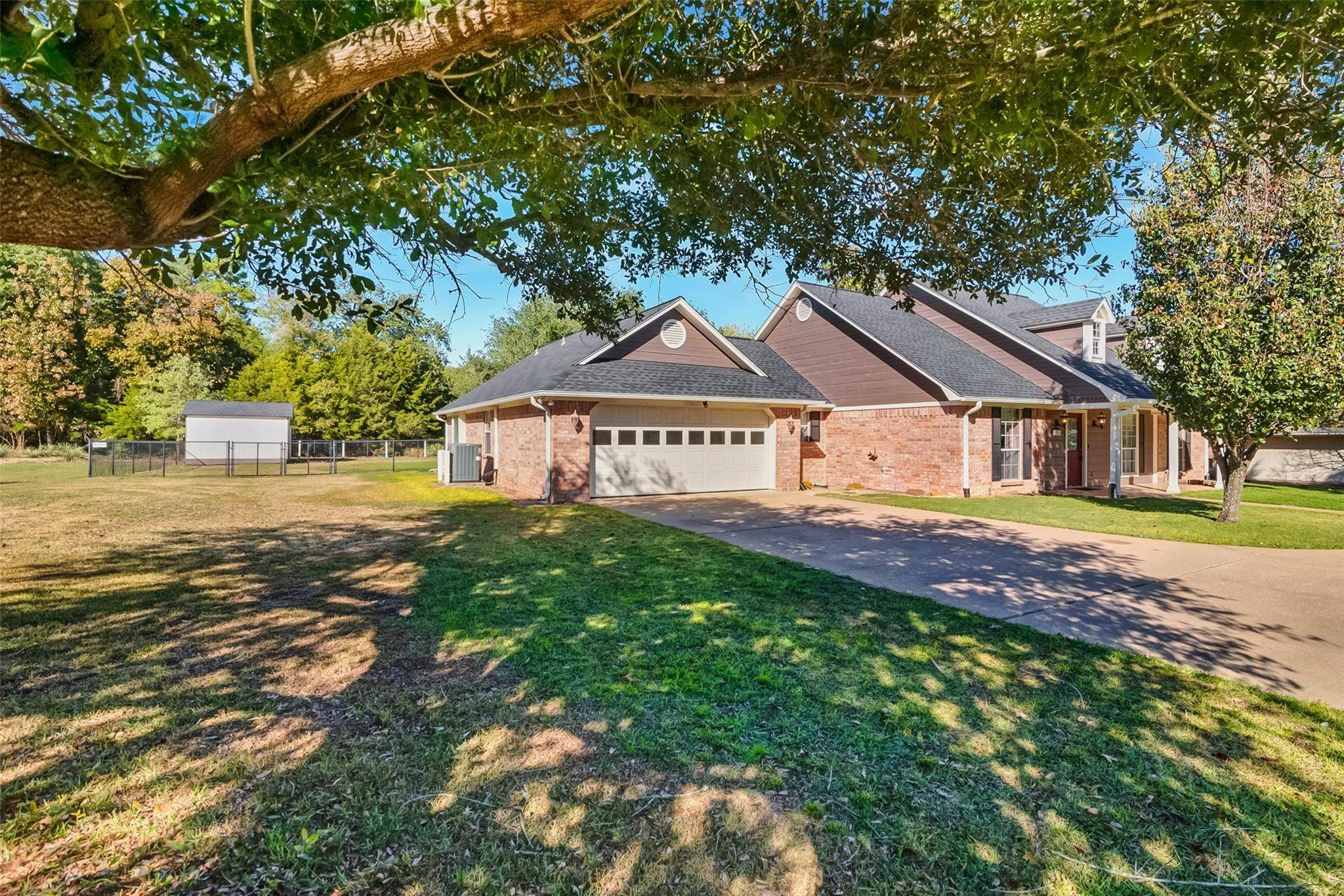 Holly Lake Ranch, TX 75765,771 Greenbriar Trail