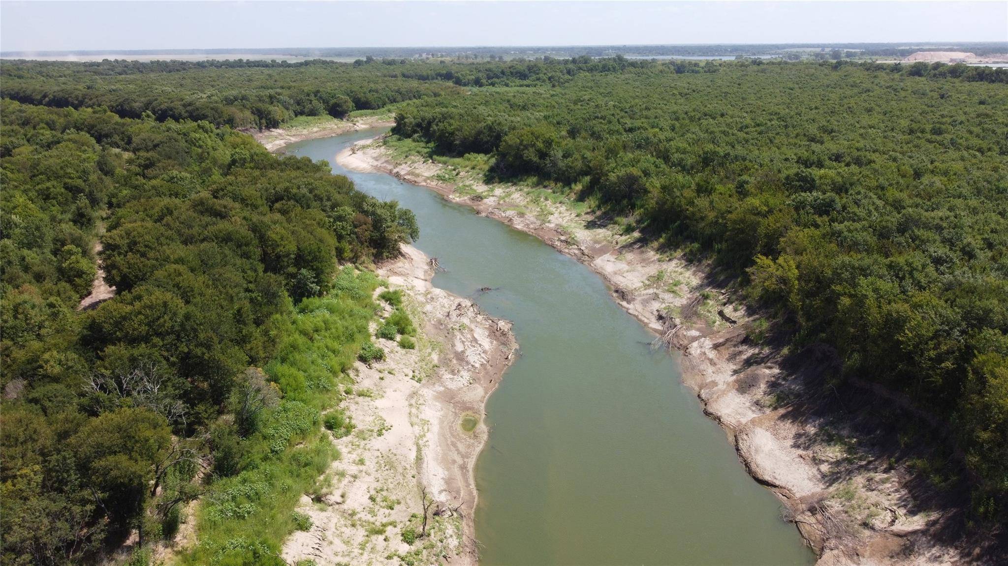 Ennis, TX 75119,980 Cut Off Road