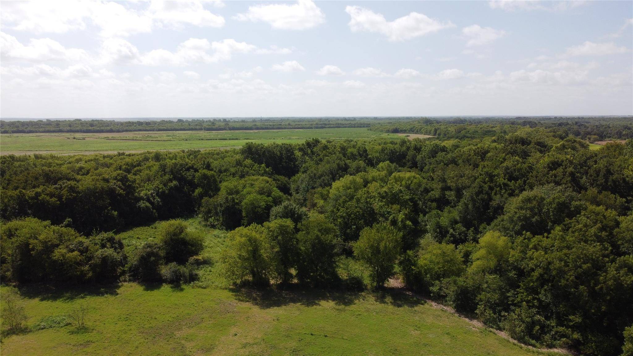 Ennis, TX 75119,980 Cut Off Road