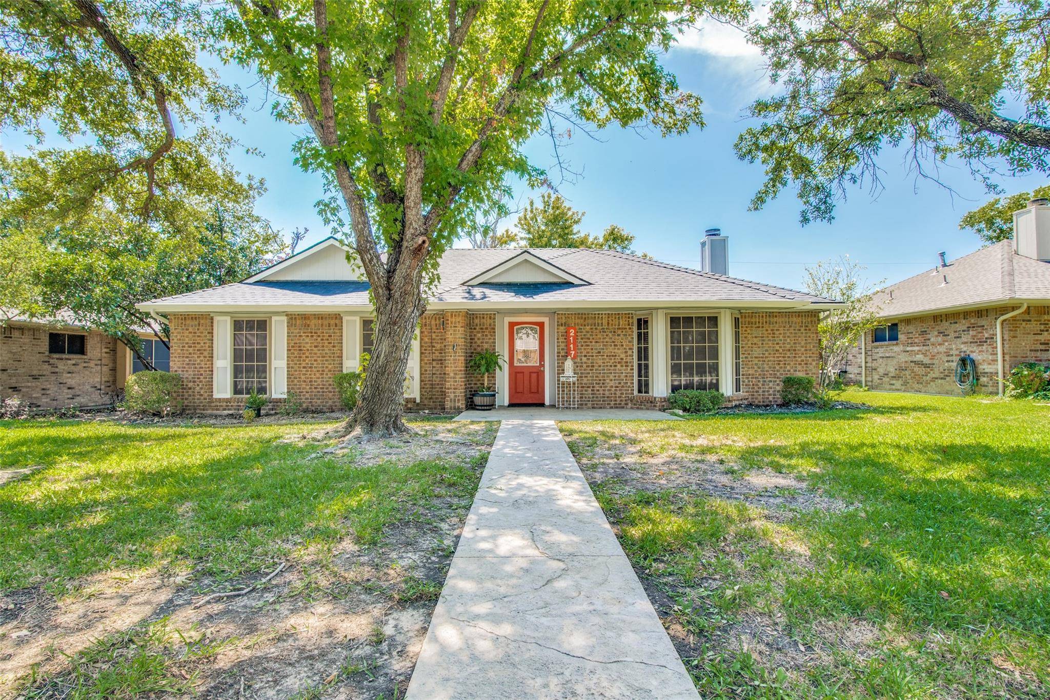 Rowlett, TX 75088,2117 Rockbluff Drive