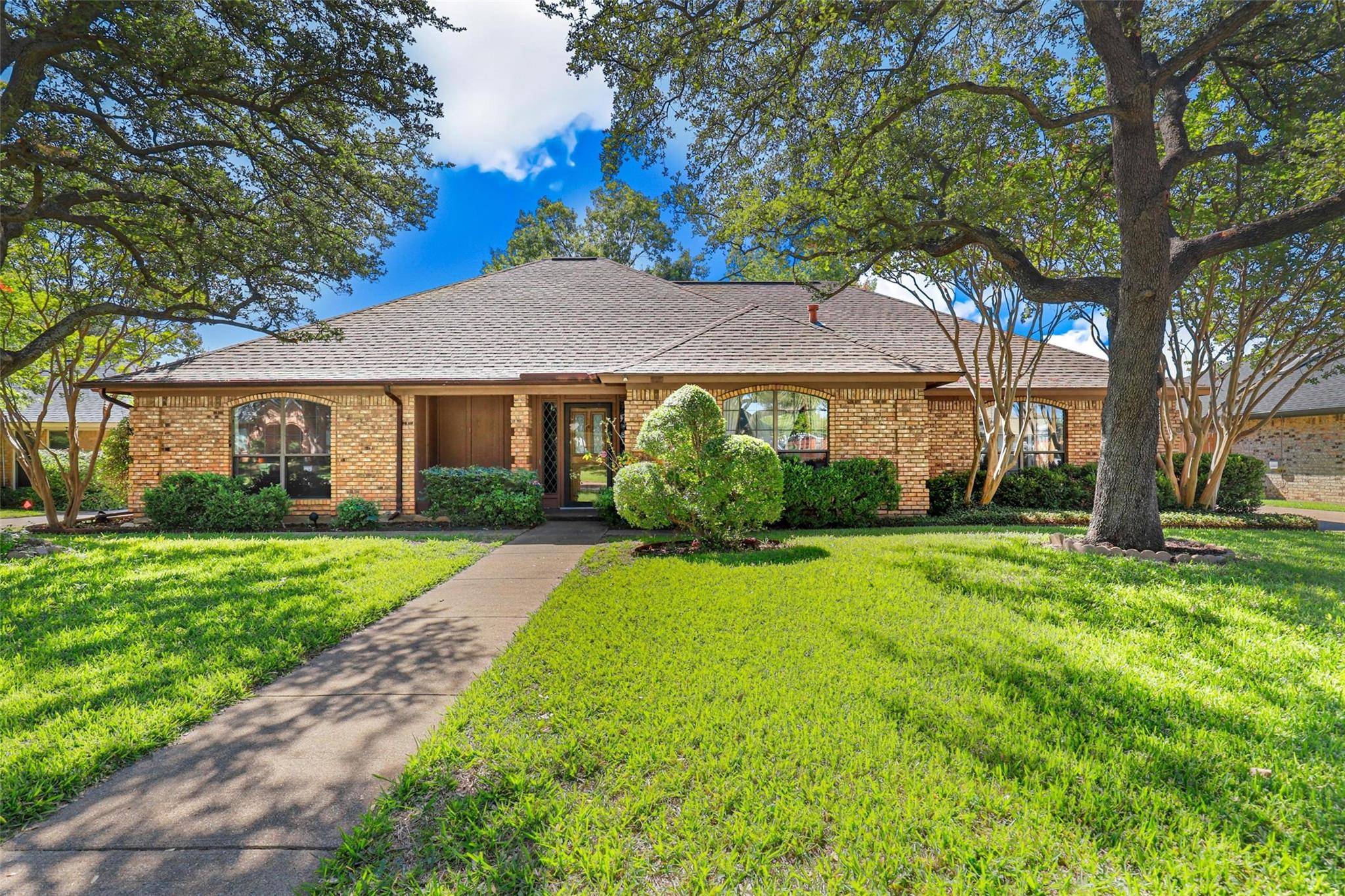 North Richland Hills, TX 76180,6624 Diamond Ridge Drive