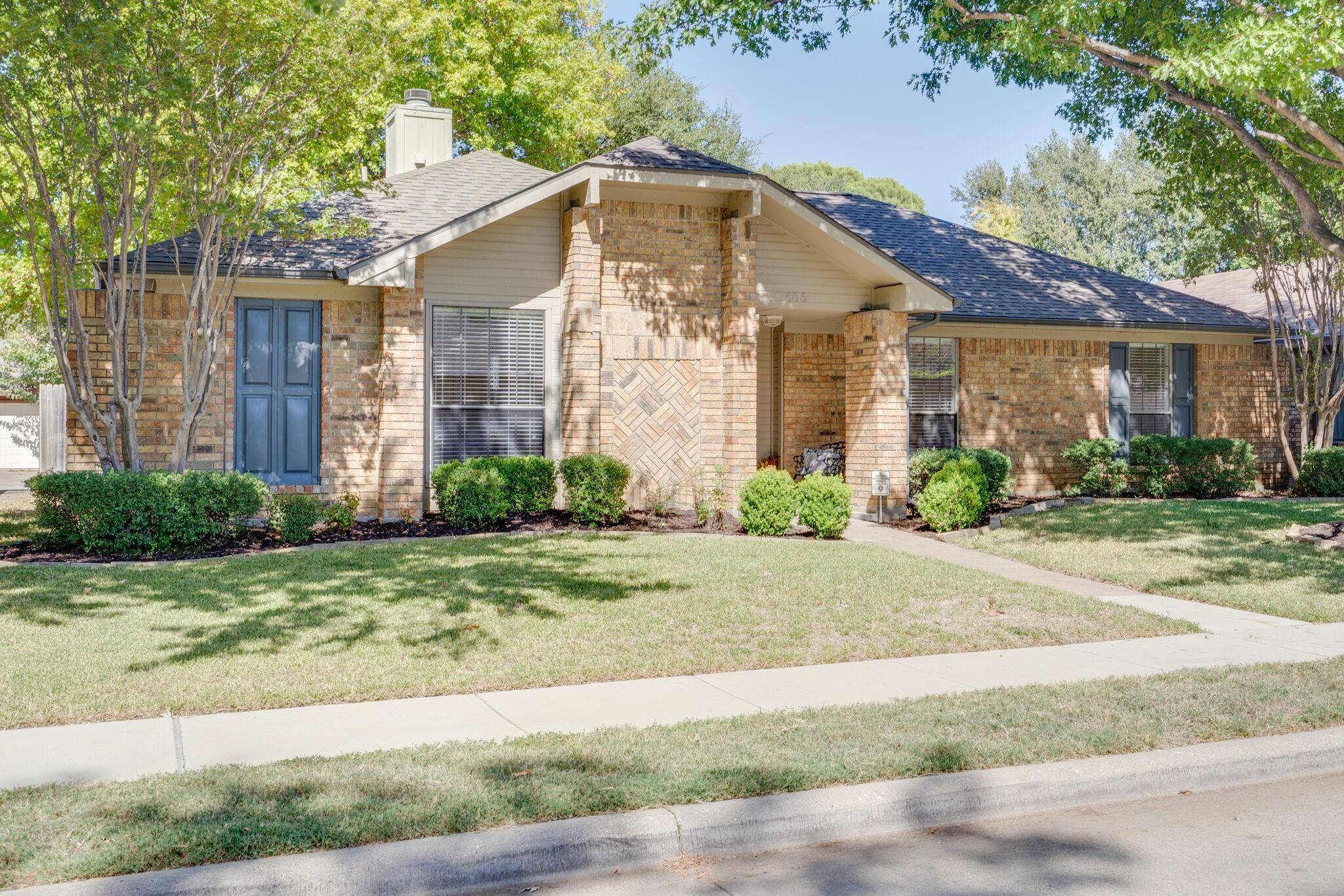 Coppell, TX 75019,606 Plumlee Place