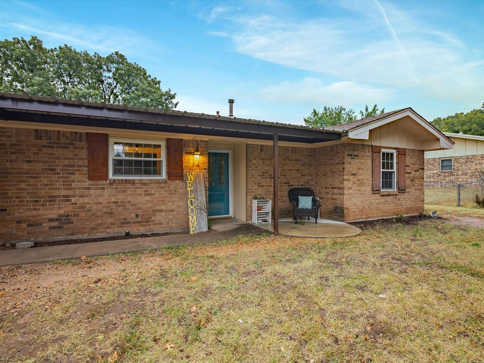 Bowie, TX 76230,507 Whaley Street