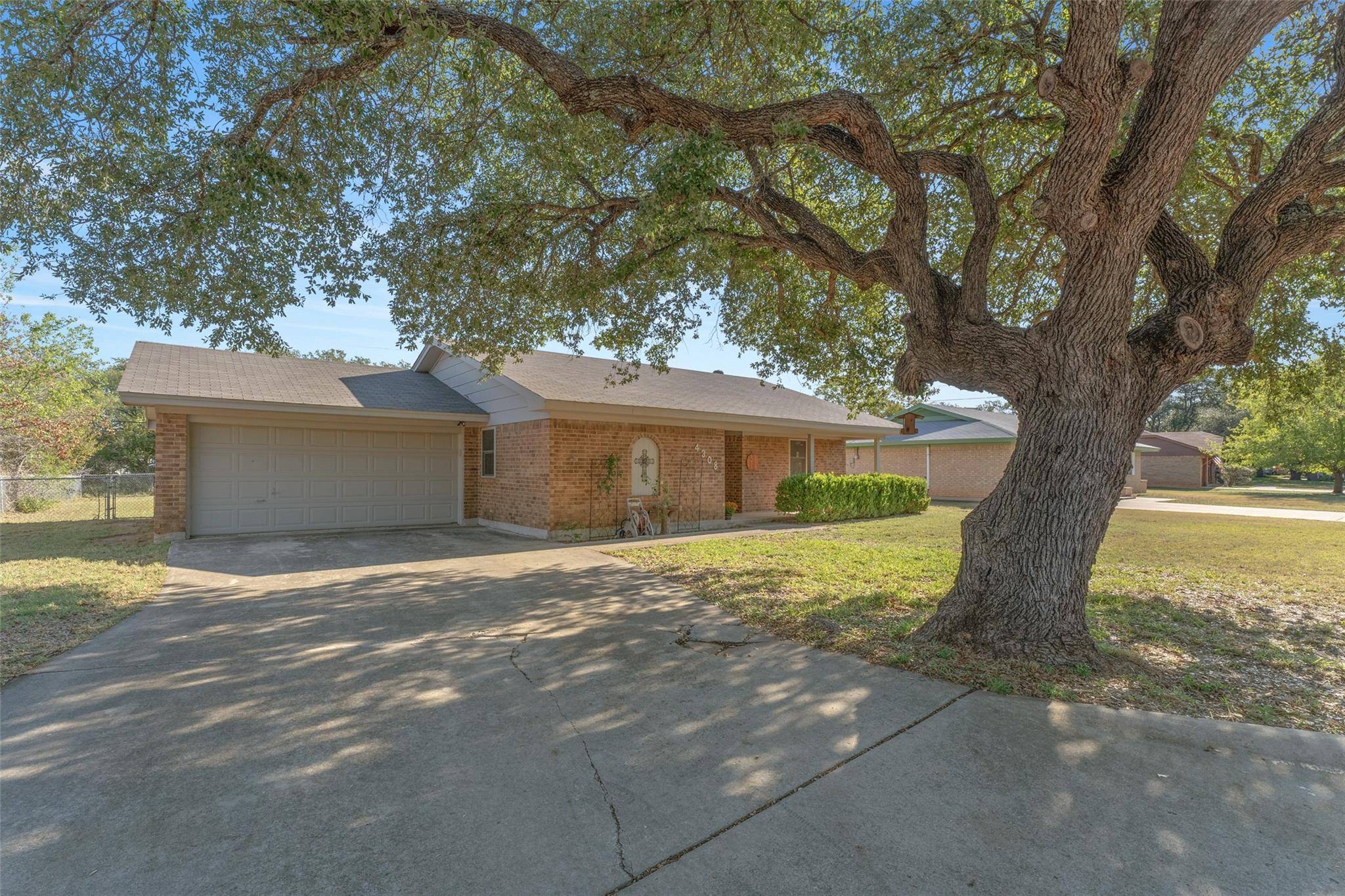 Brownwood, TX 76801,4308 Woodland Park Drive