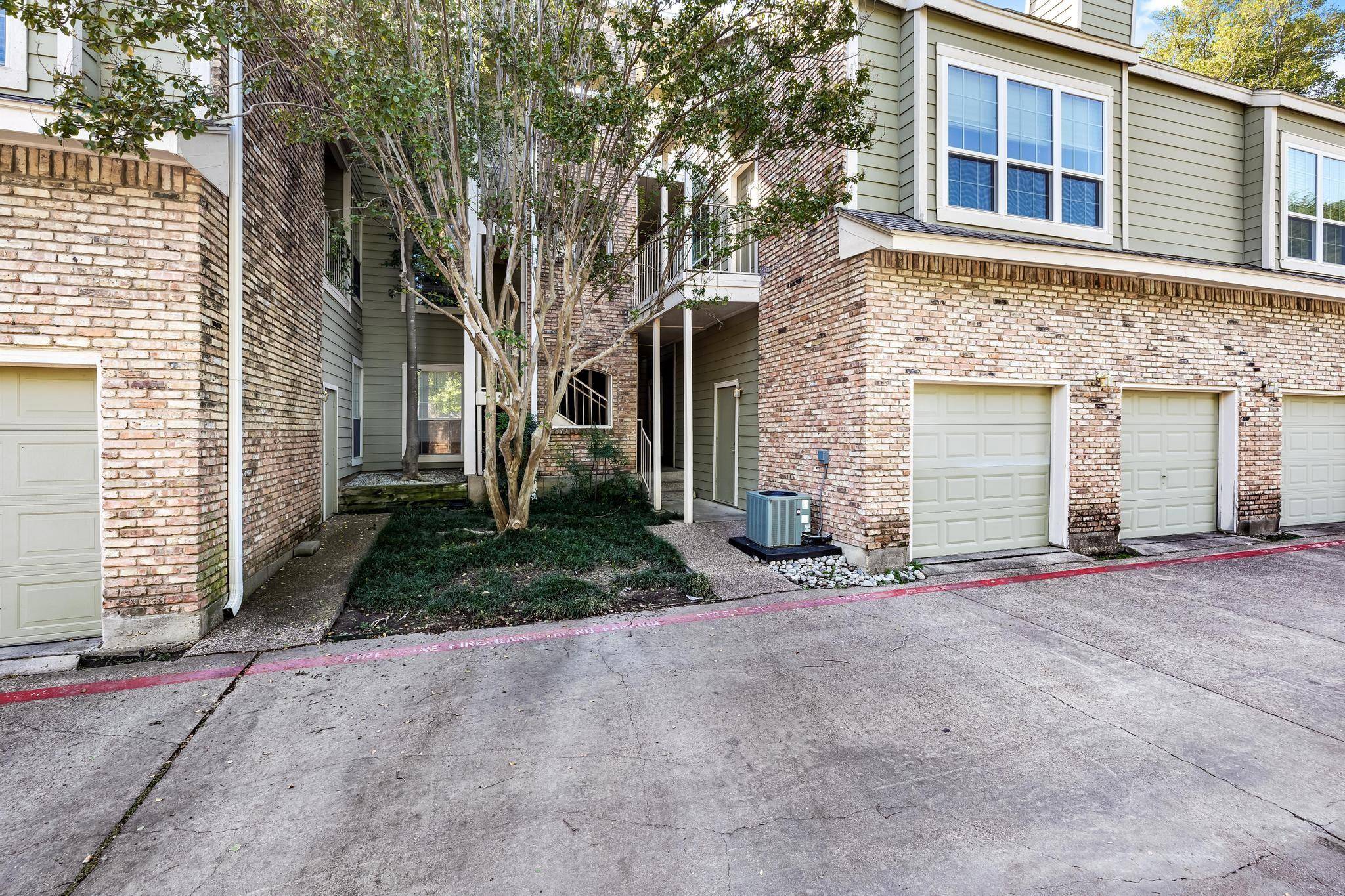 Dallas, TX 75214,7151 Gaston Avenue #616