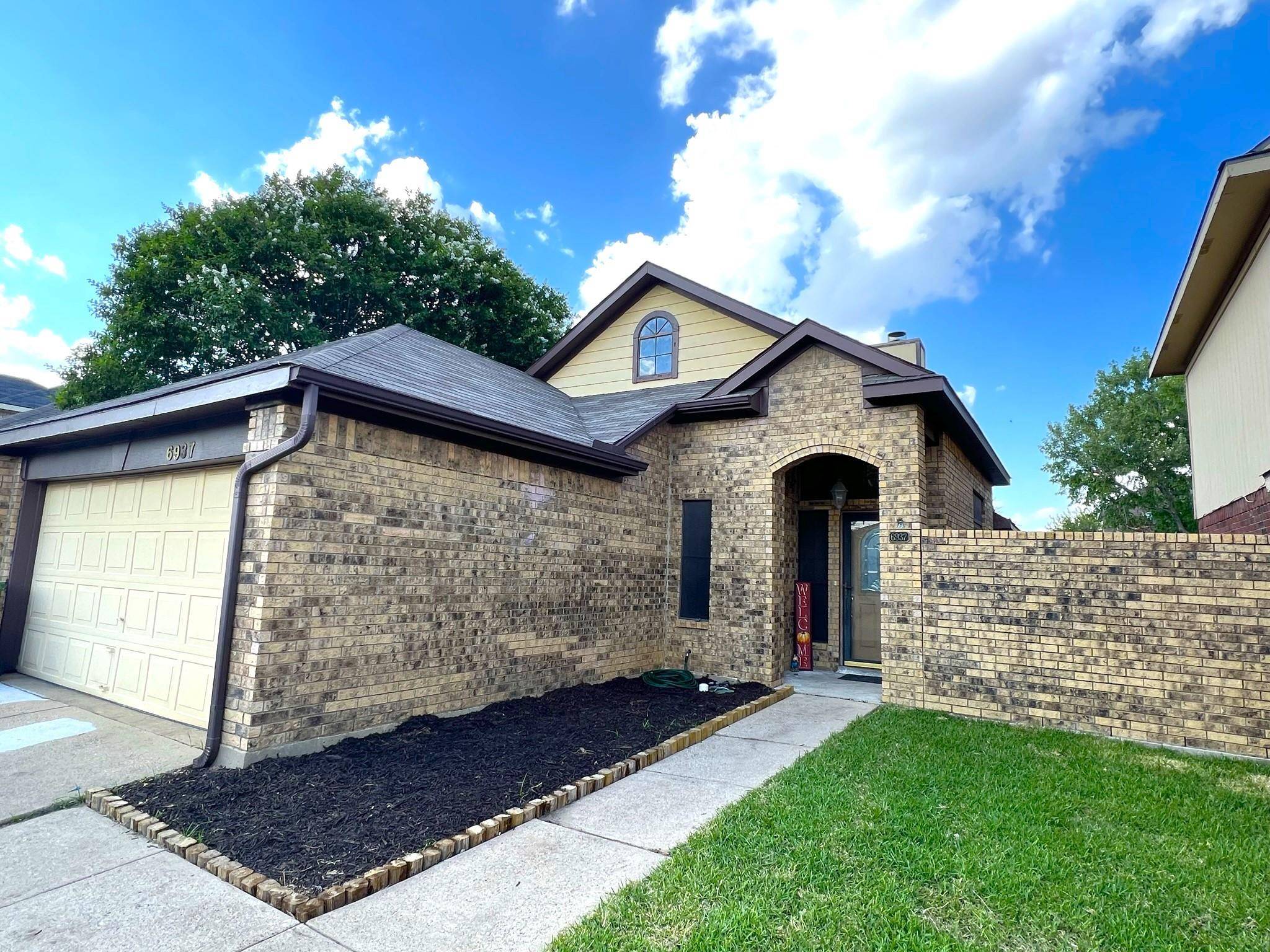 North Richland Hills, TX 76182,6937 Brixham Drive