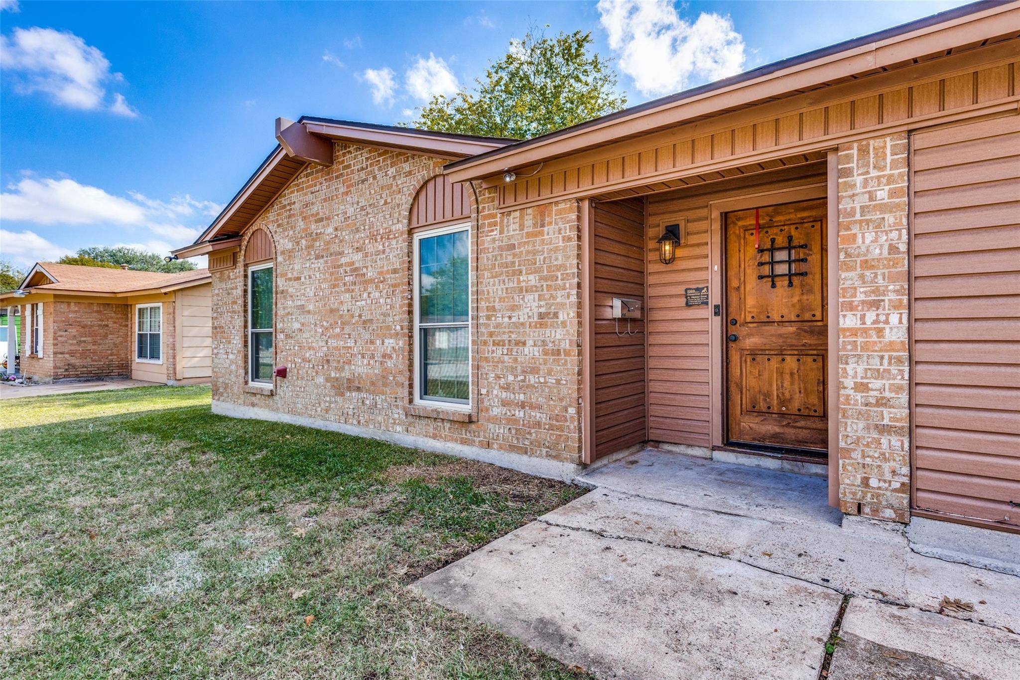 Crowley, TX 76036,716 E Prairie View Road