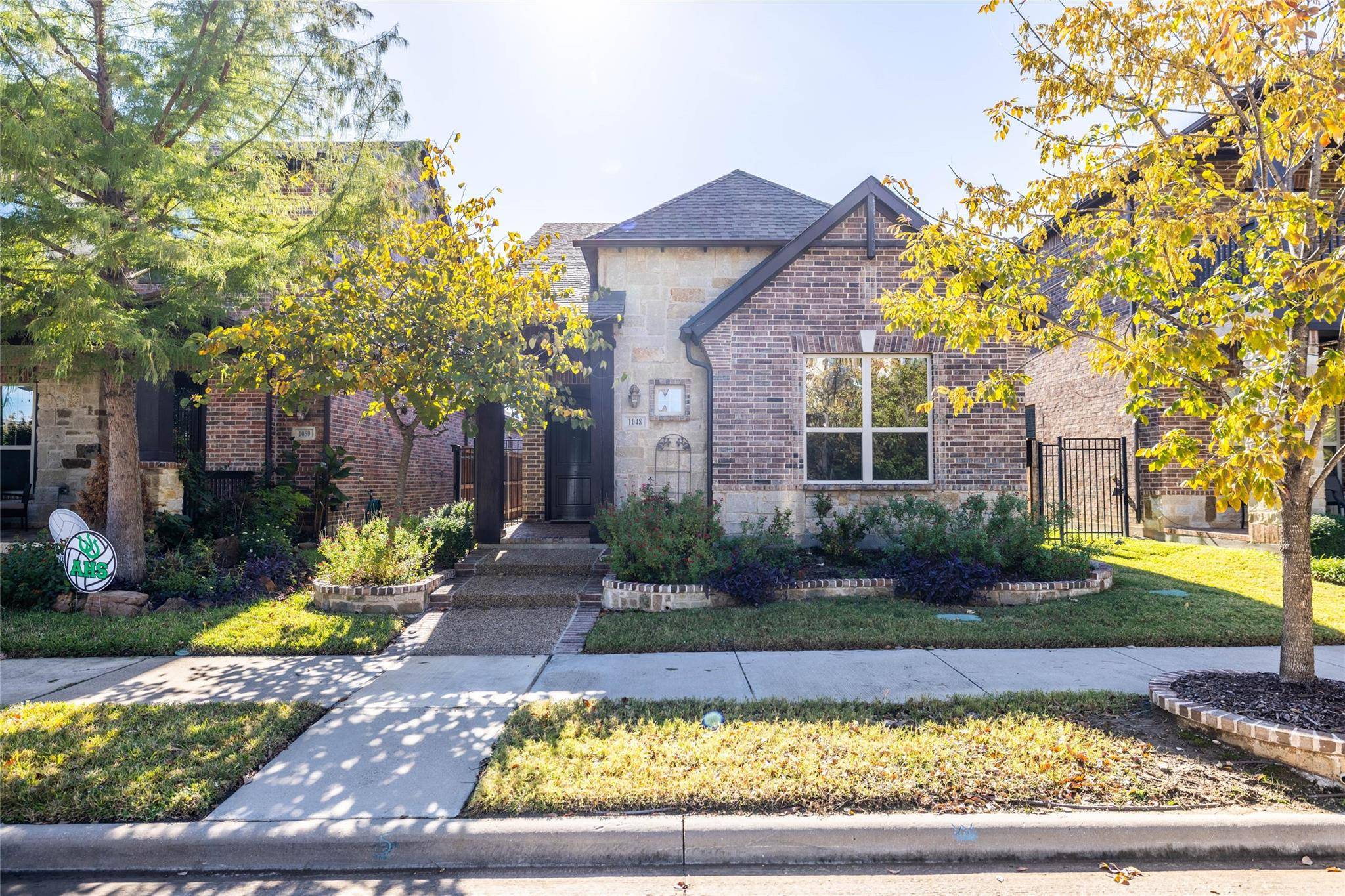 Arlington, TX 76005,1048 Lone Ivory Trail