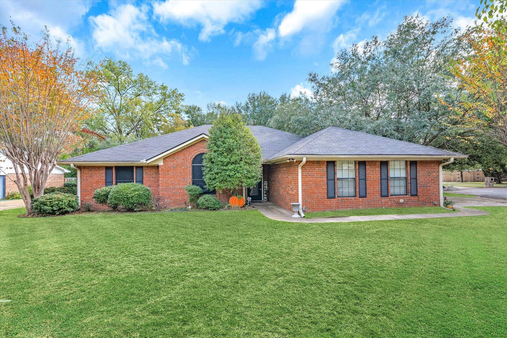 Athens, TX 75751,133 Penny Lane