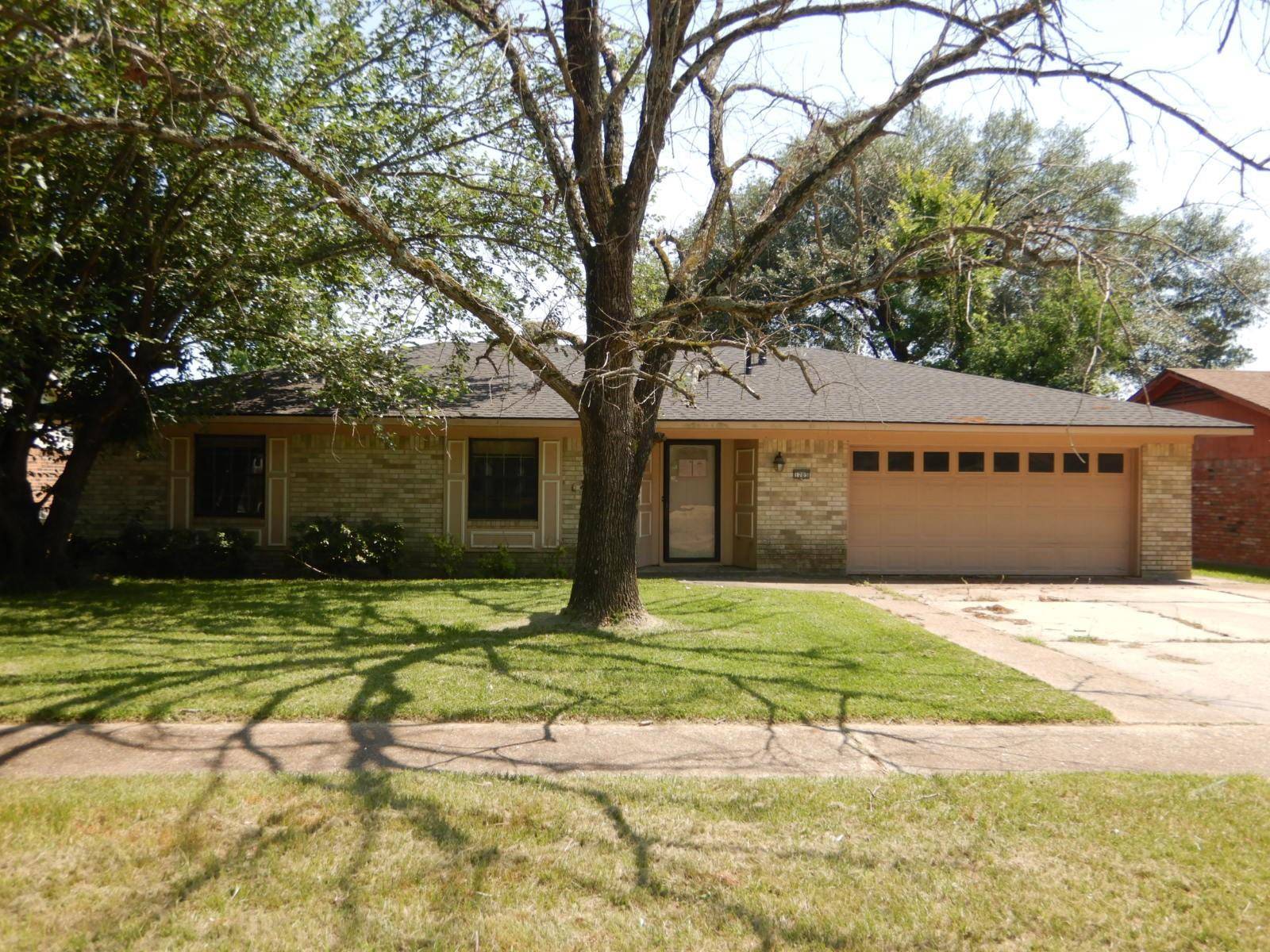 Shreveport, LA 71118,1705 Shady Lane