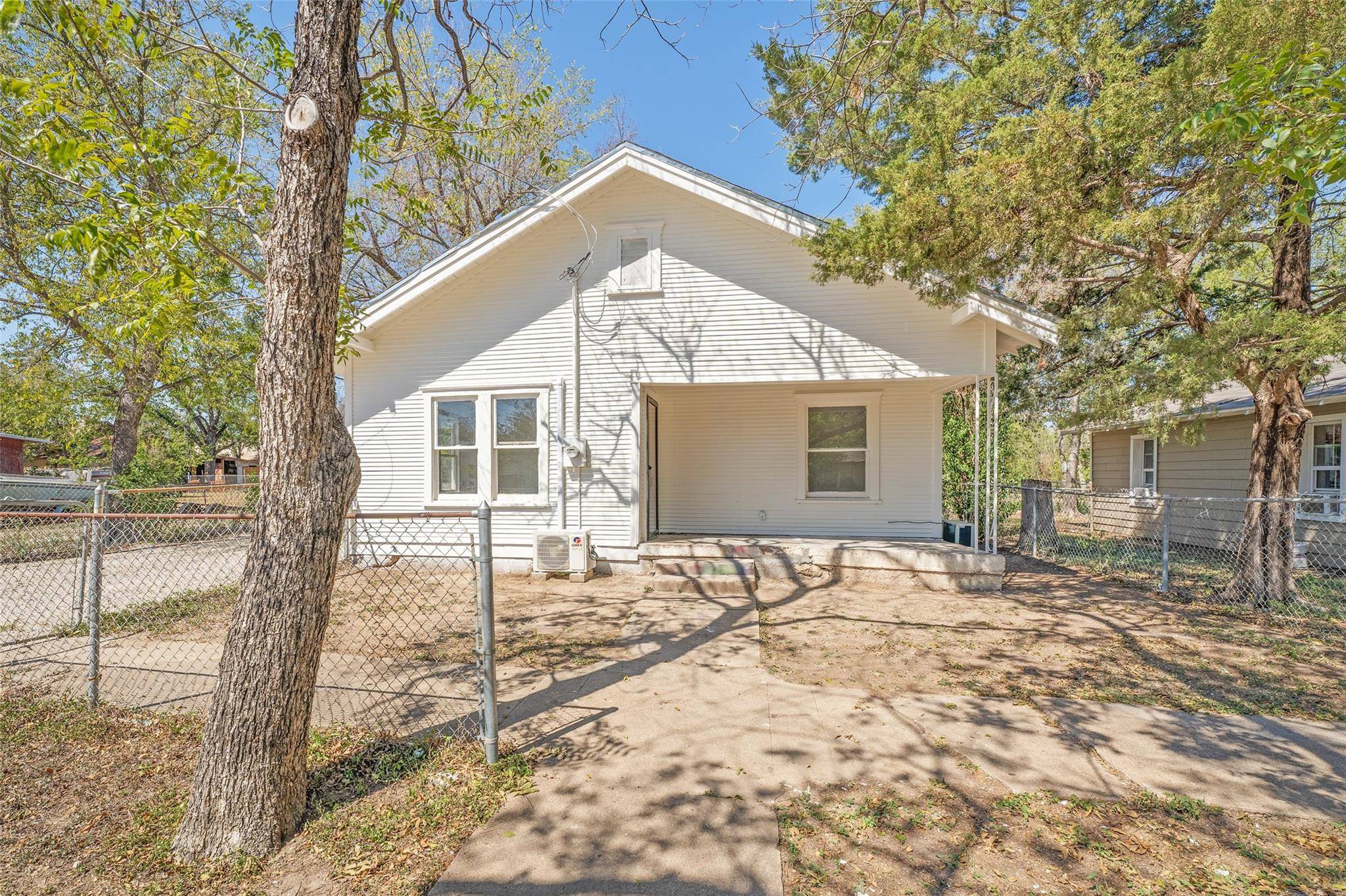 Brownwood, TX 76801,1407 Avenue I