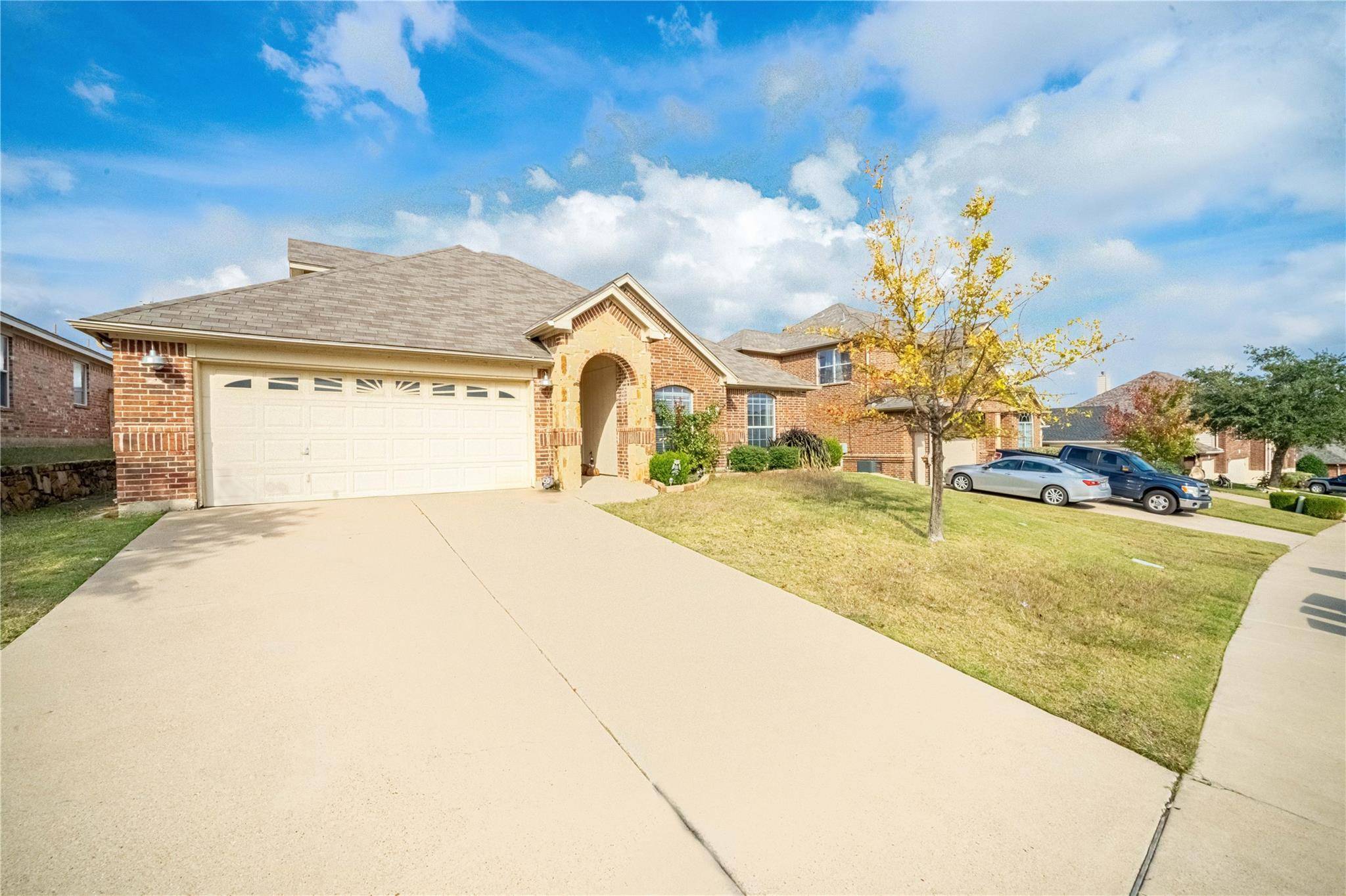 Burleson, TX 76028,913 Azalea Court