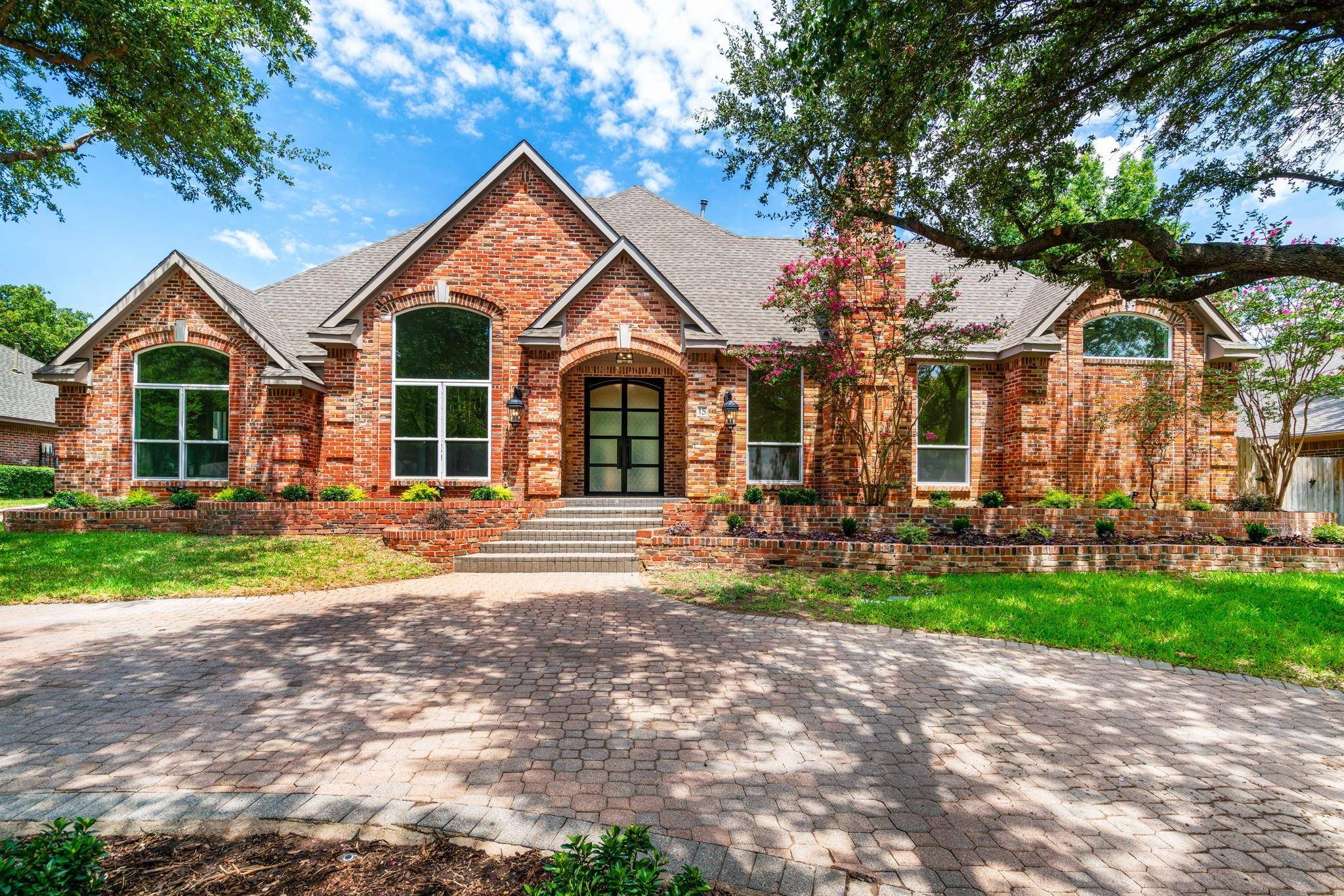 Denton, TX 76205,15 Rolling Hills Circle