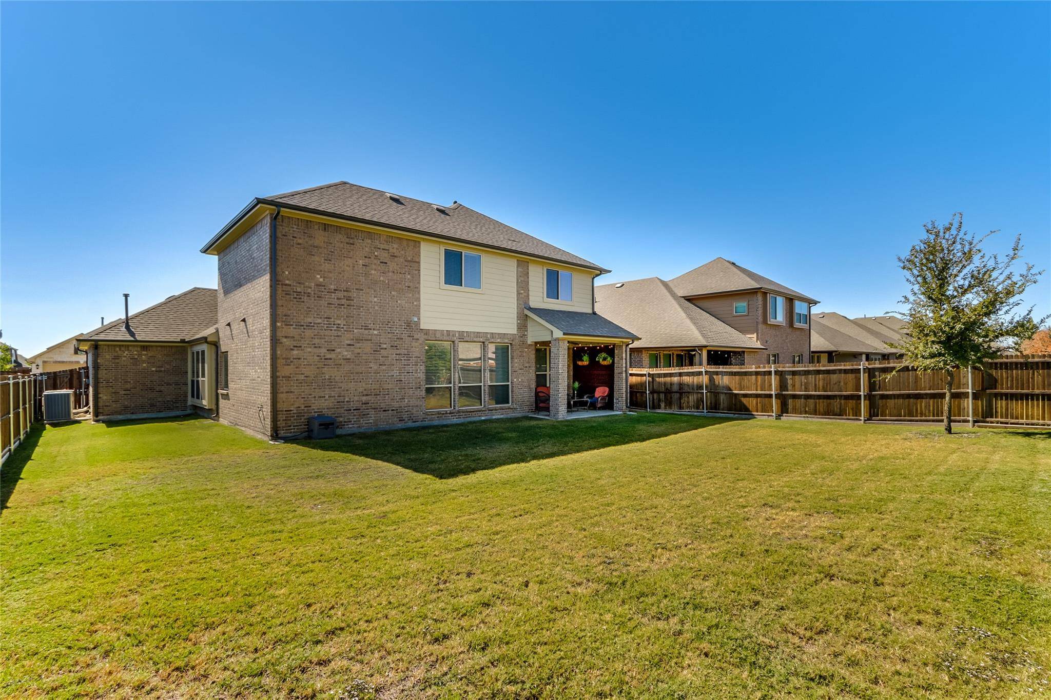 Anna, TX 75409,712 Lyndhurst Drive