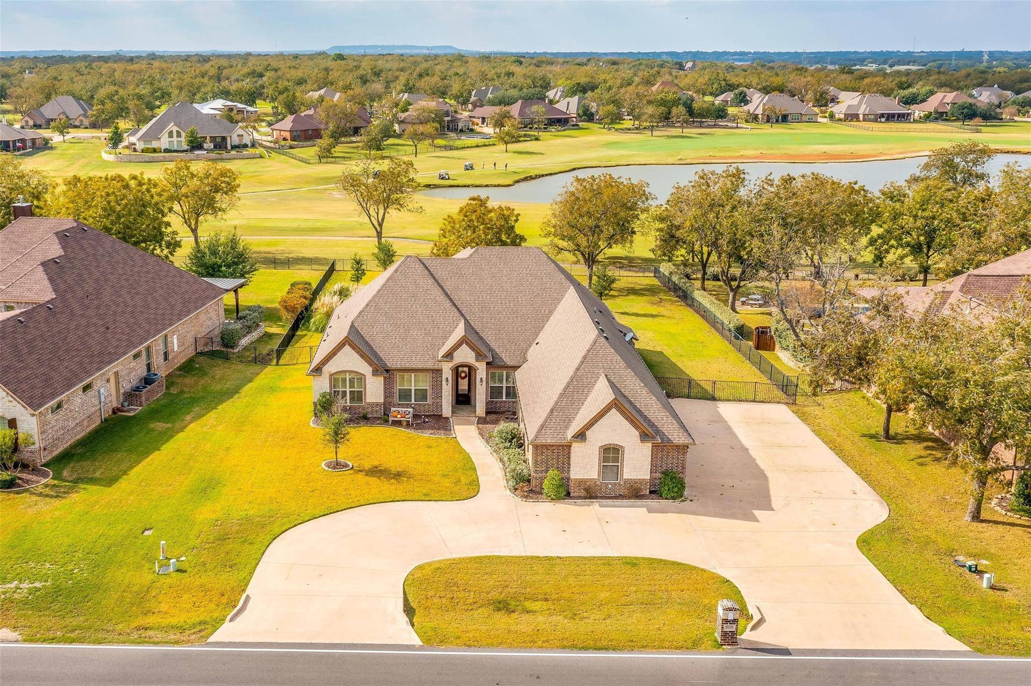 Granbury, TX 76049,6410 Pinehurst Drive