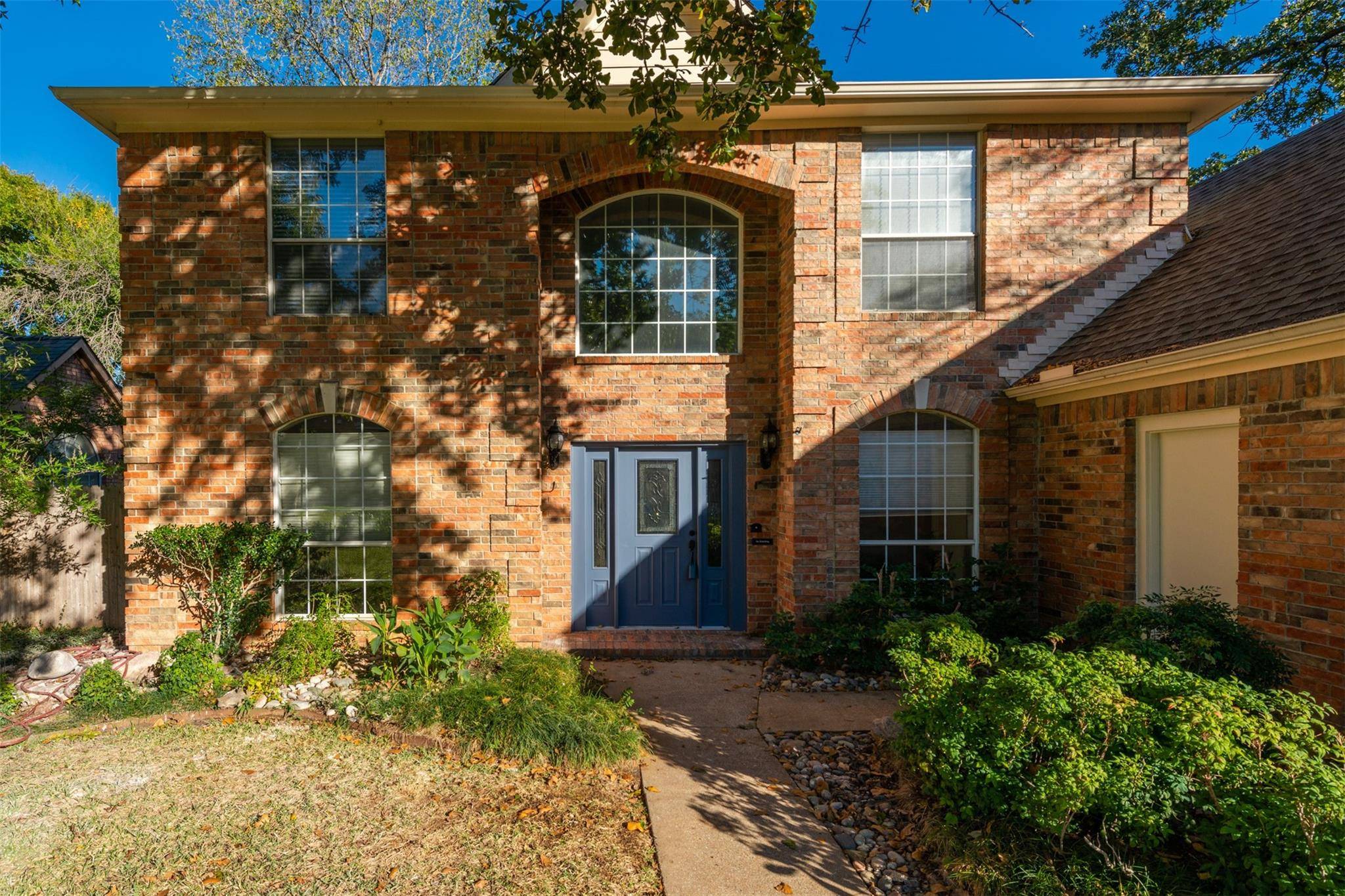 Grapevine, TX 76051,5109 Shadow Glen Drive