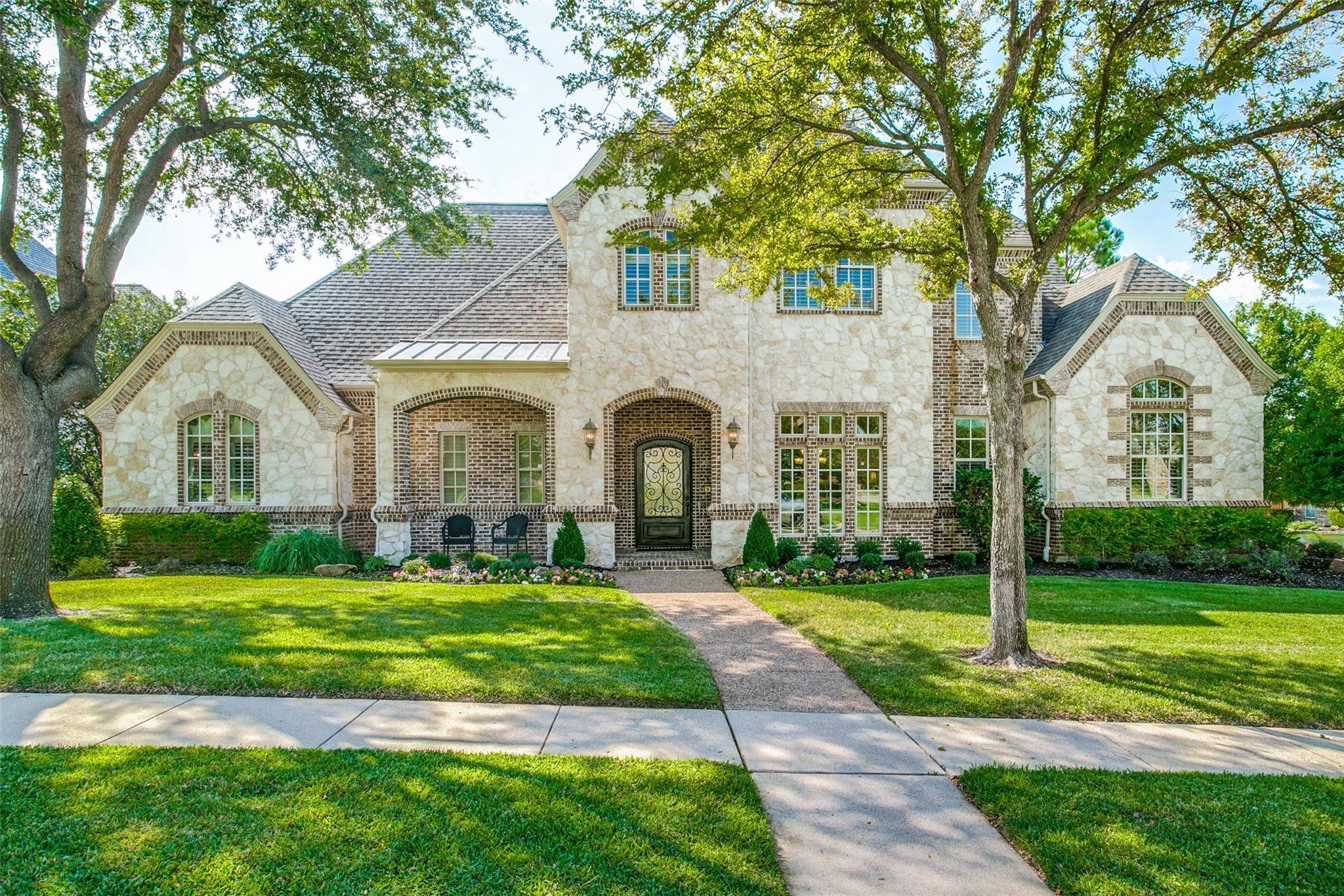 Colleyville, TX 76034,209 Raintree Court