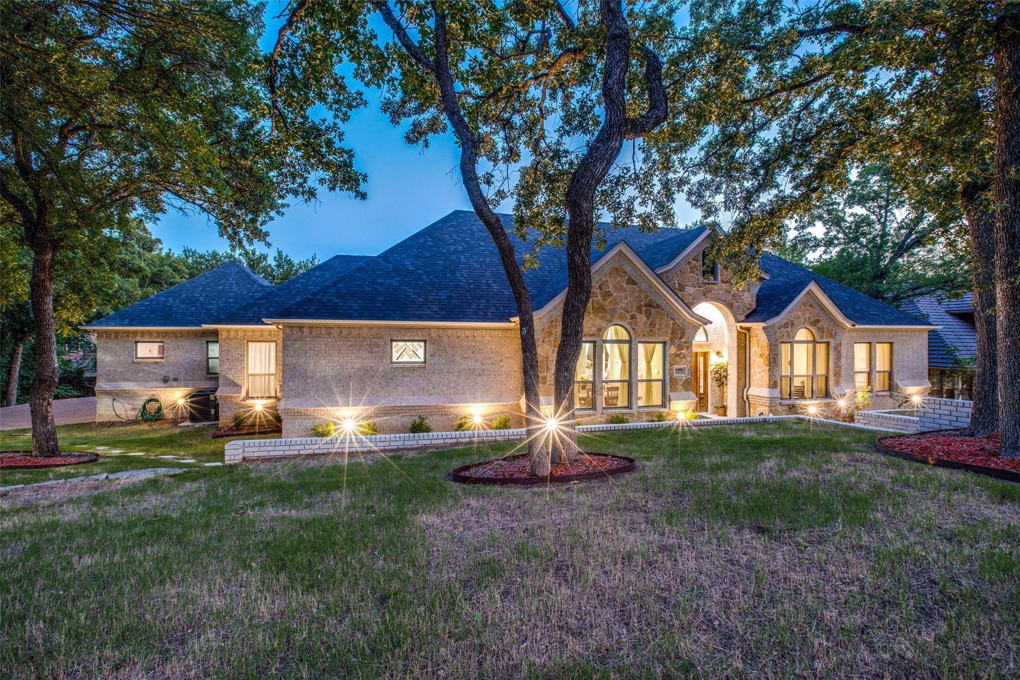 Arlington, TX 76016,6406 Mountain Lake Court