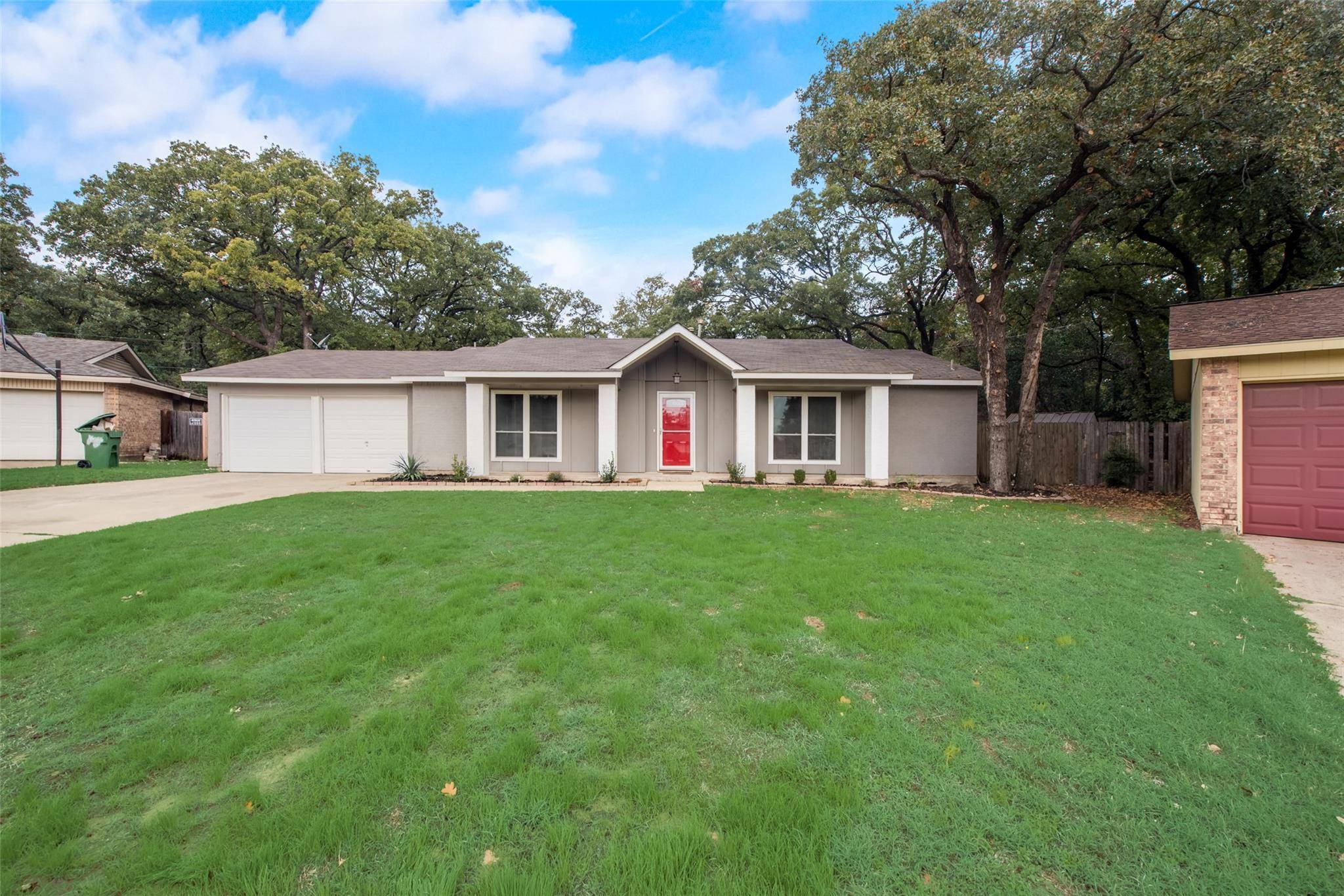 Arlington, TX 76013,1323 Columbine Court